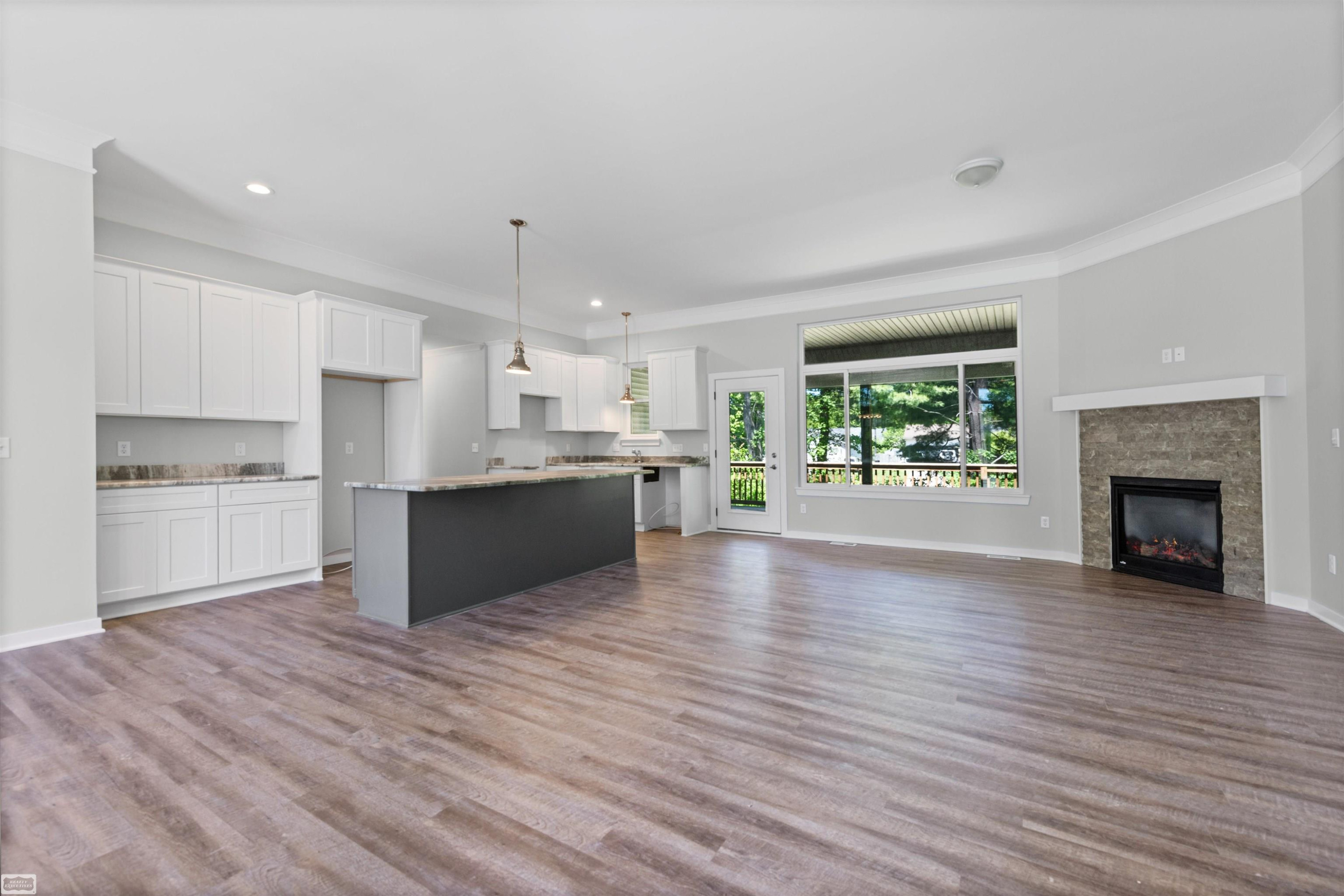 3702 N Athanasia Way, MI 48059 — Photo 10