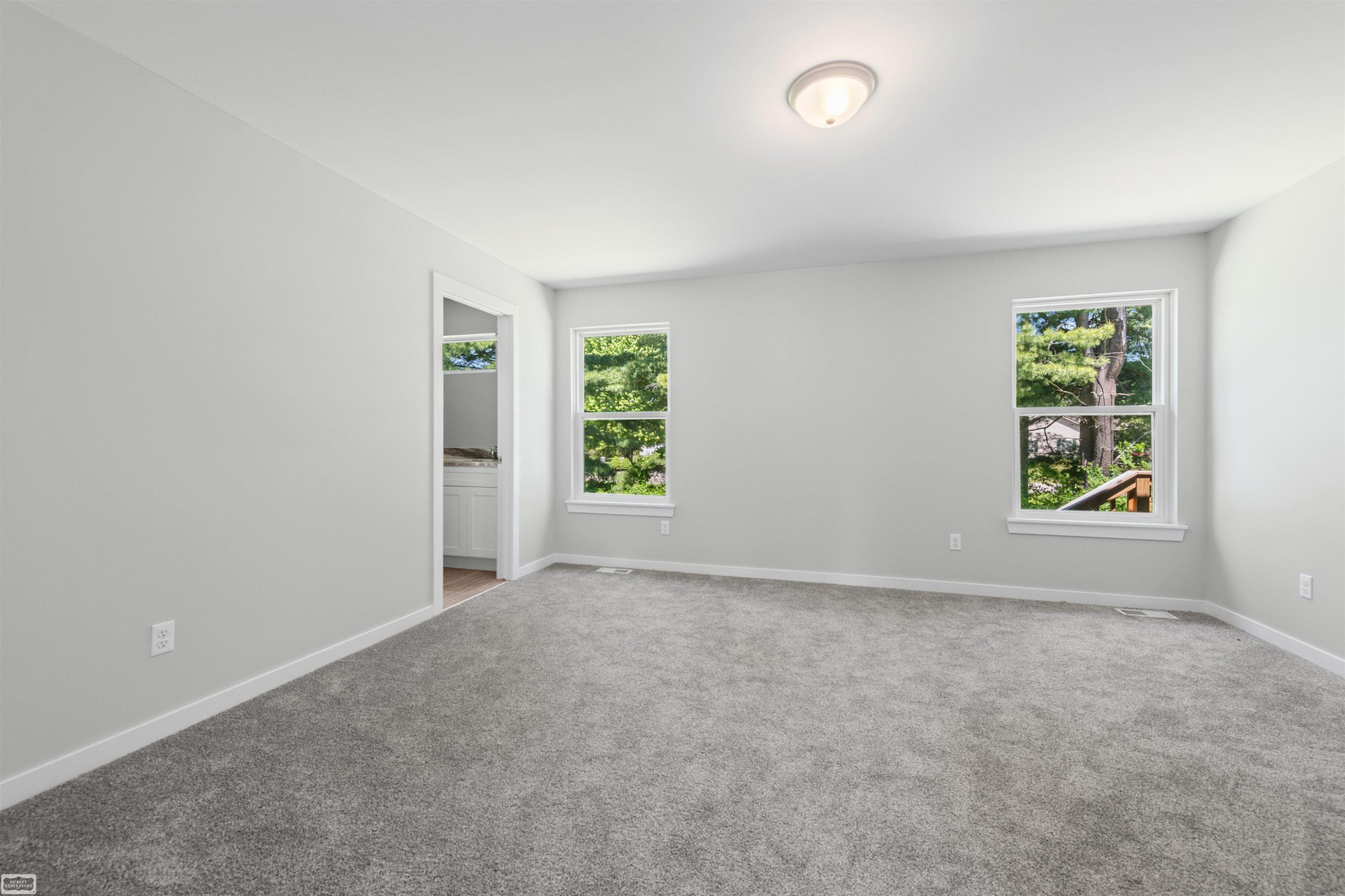 3702 N Athanasia Way, MI 48059 — Photo 23