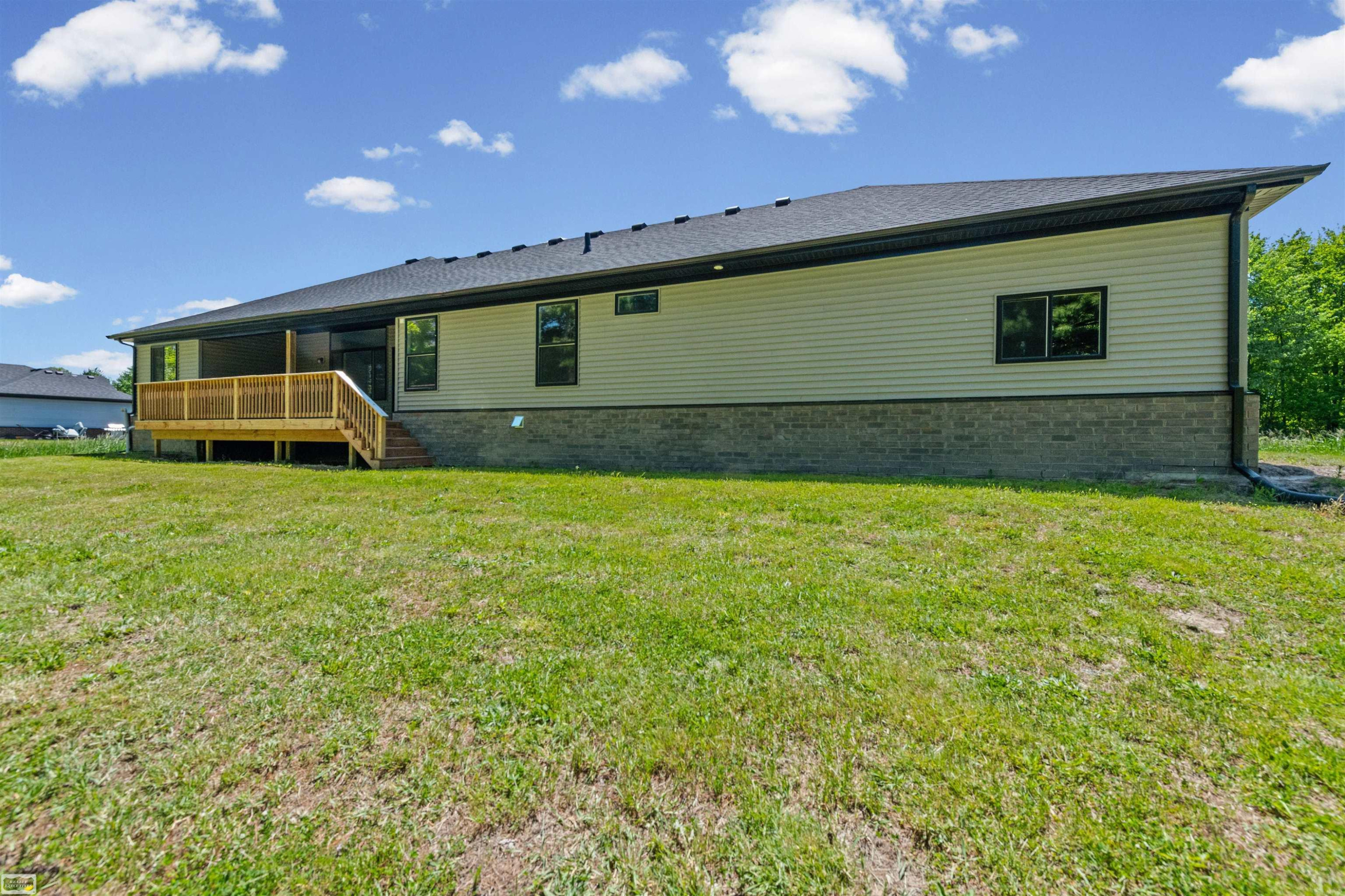 3702 N Athanasia Way, MI 48059 — Photo 34