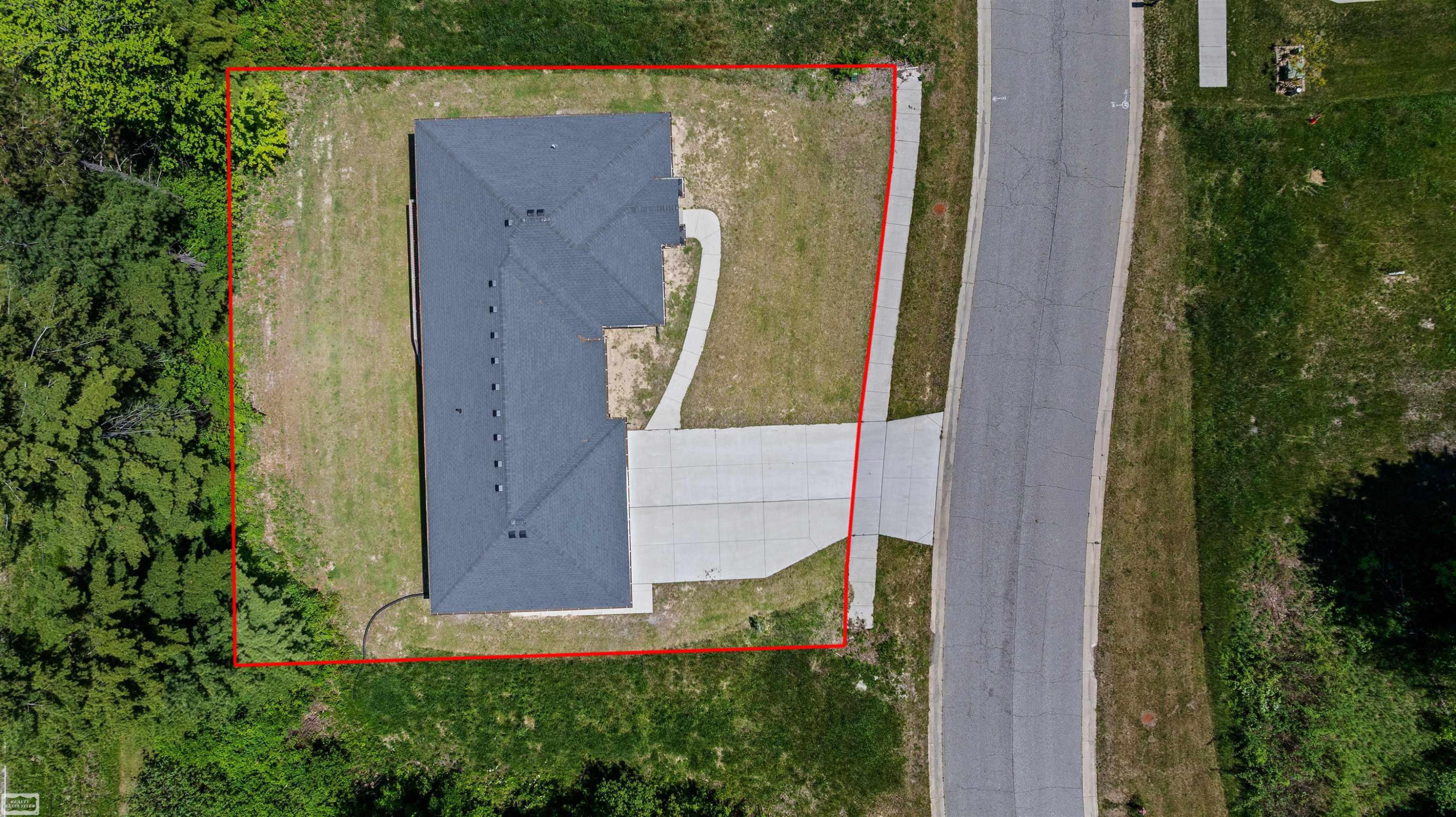 3702 N Athanasia Way, MI 48059 — Photo 37
