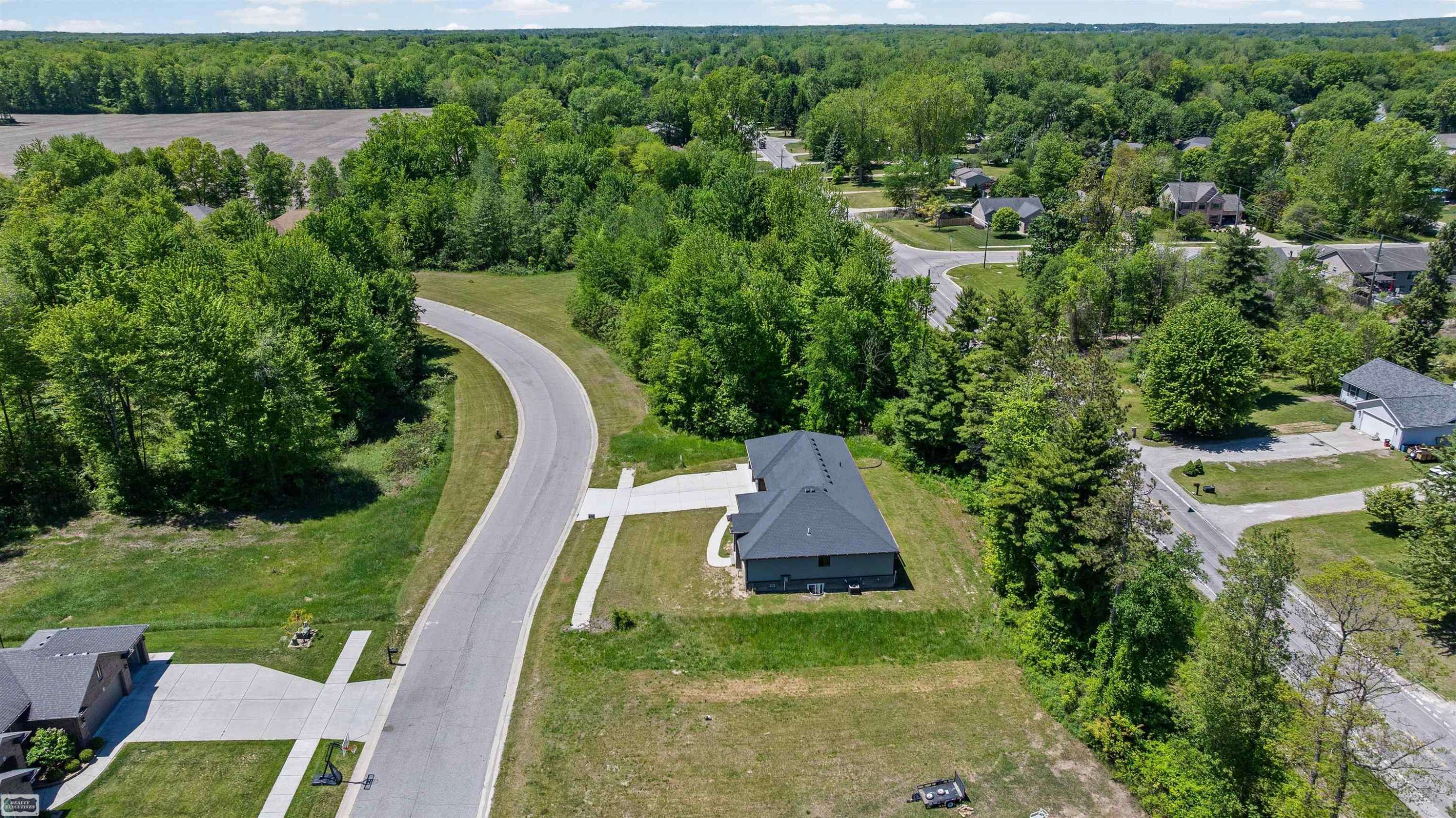 3702 N Athanasia Way, MI 48059 — Photo 39