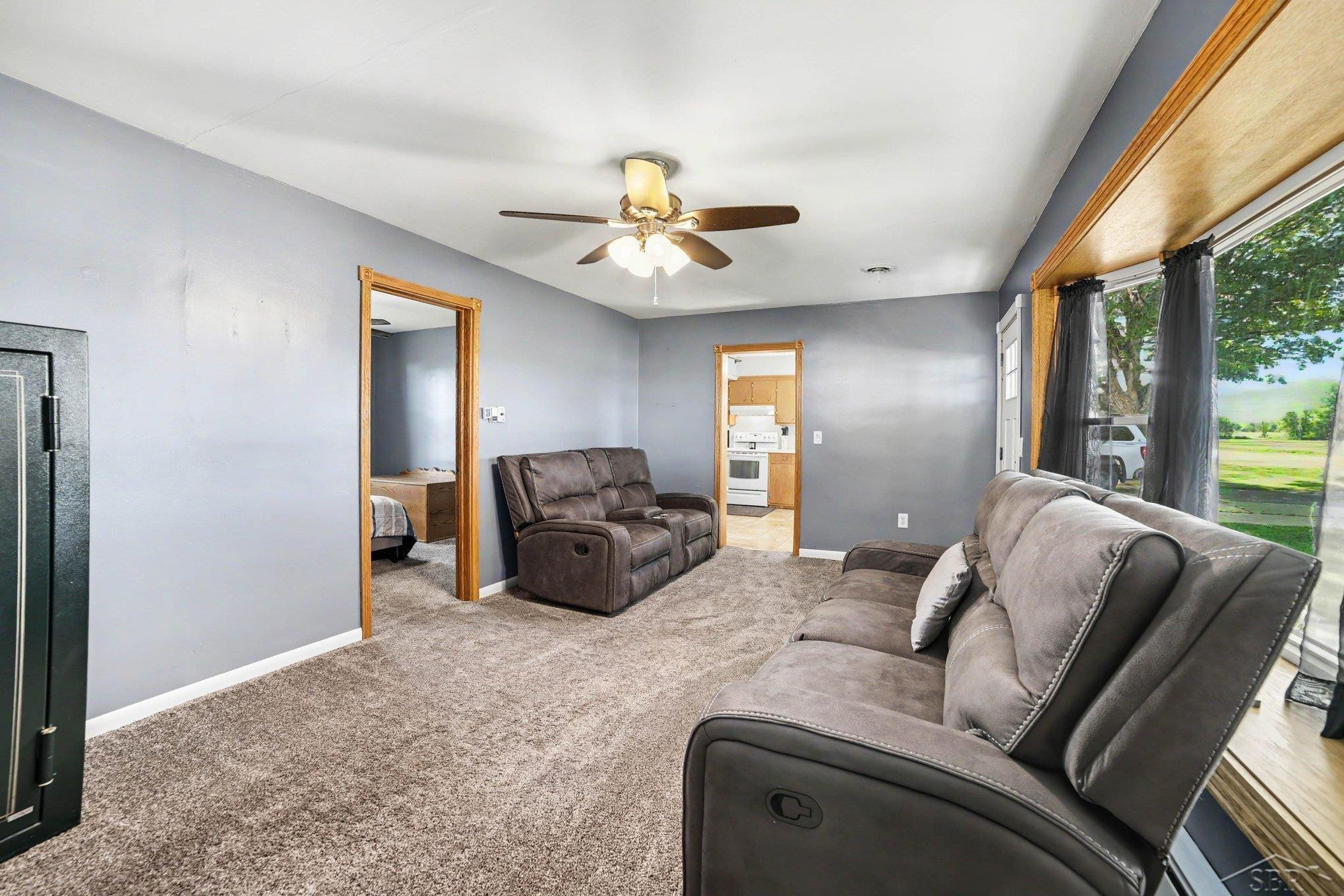 670 Hotchkiss Road, Auburn, MI 48611 — Photo 7