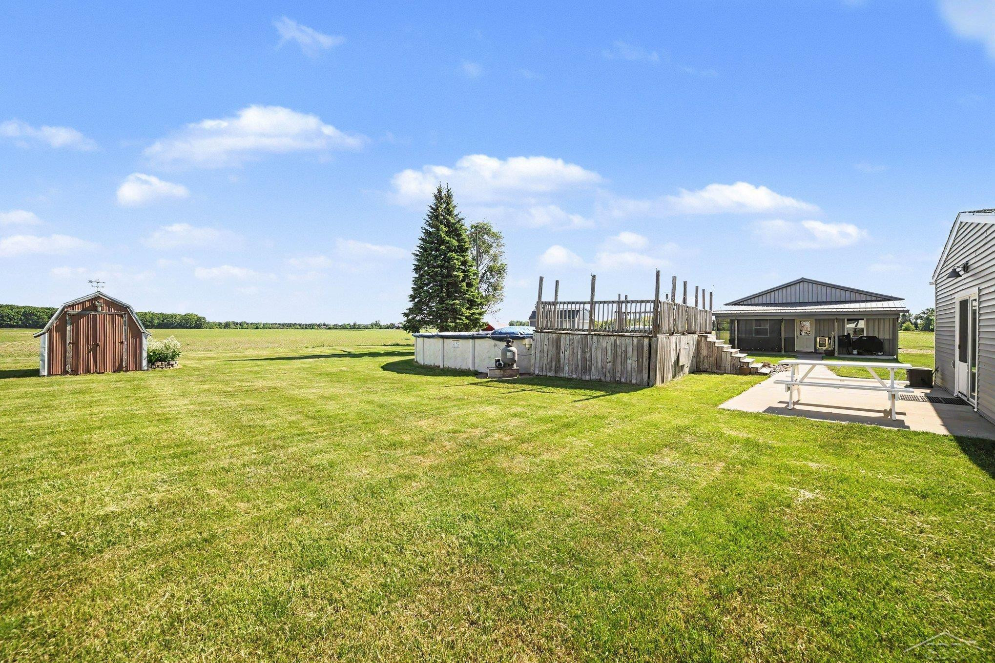 670 Hotchkiss Road, Auburn, MI 48611 — Photo 26