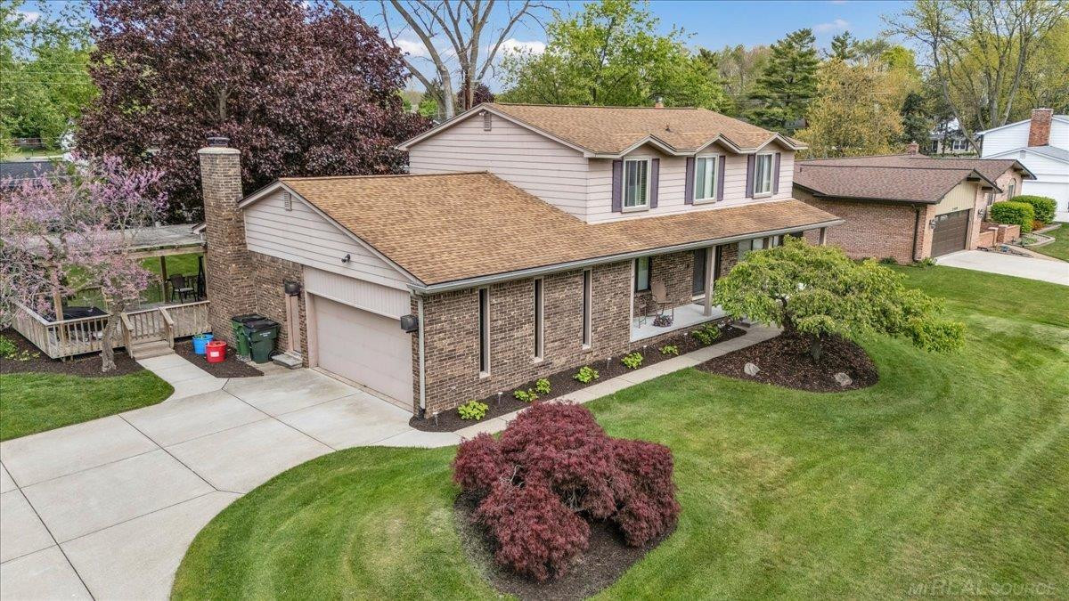 55767 Sandy Lane, Shelby Twp, MI 48316 — front exterior