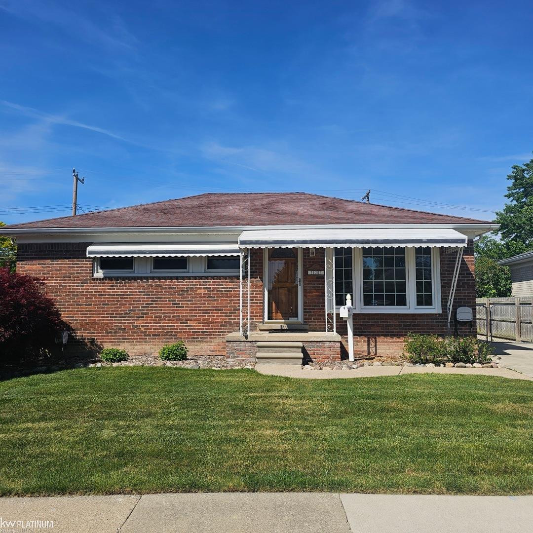 31256 Share Street, Saint Clair Shores, MI 48082 — front exterior