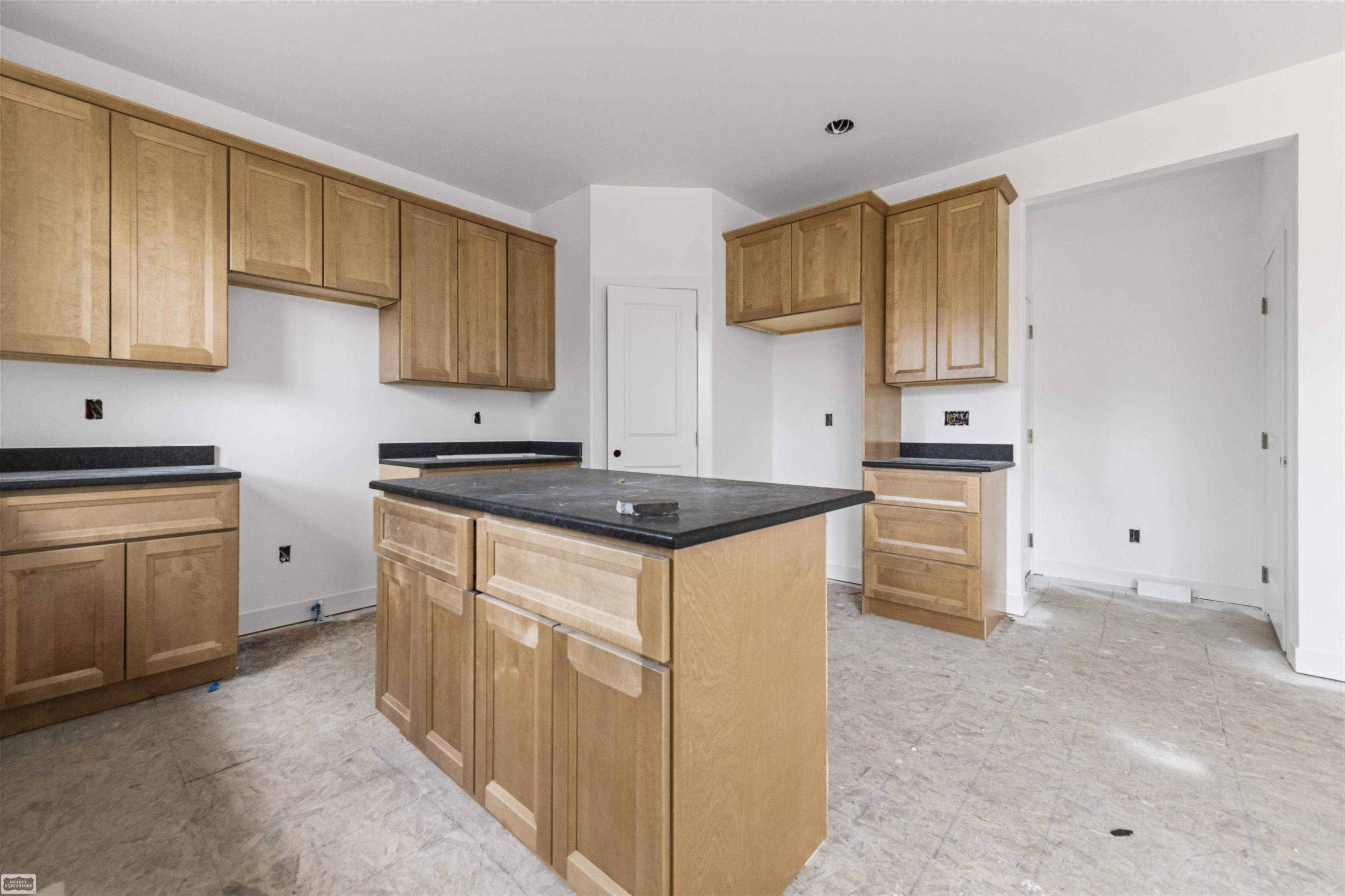 3693 S Athanasia Way, MI 48059 — Photo 9