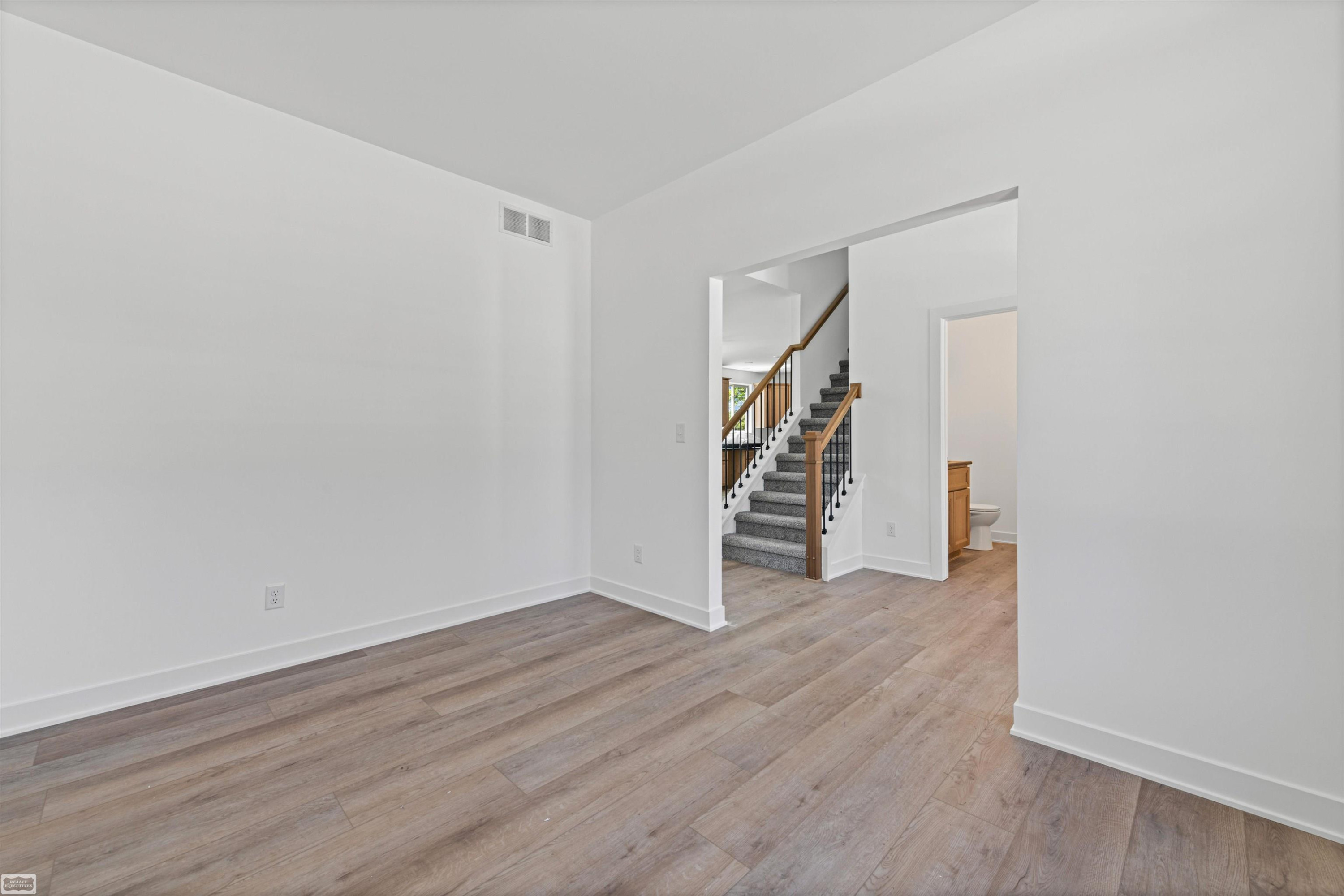 3693 S Athanasia Way, MI 48059 — Photo 15