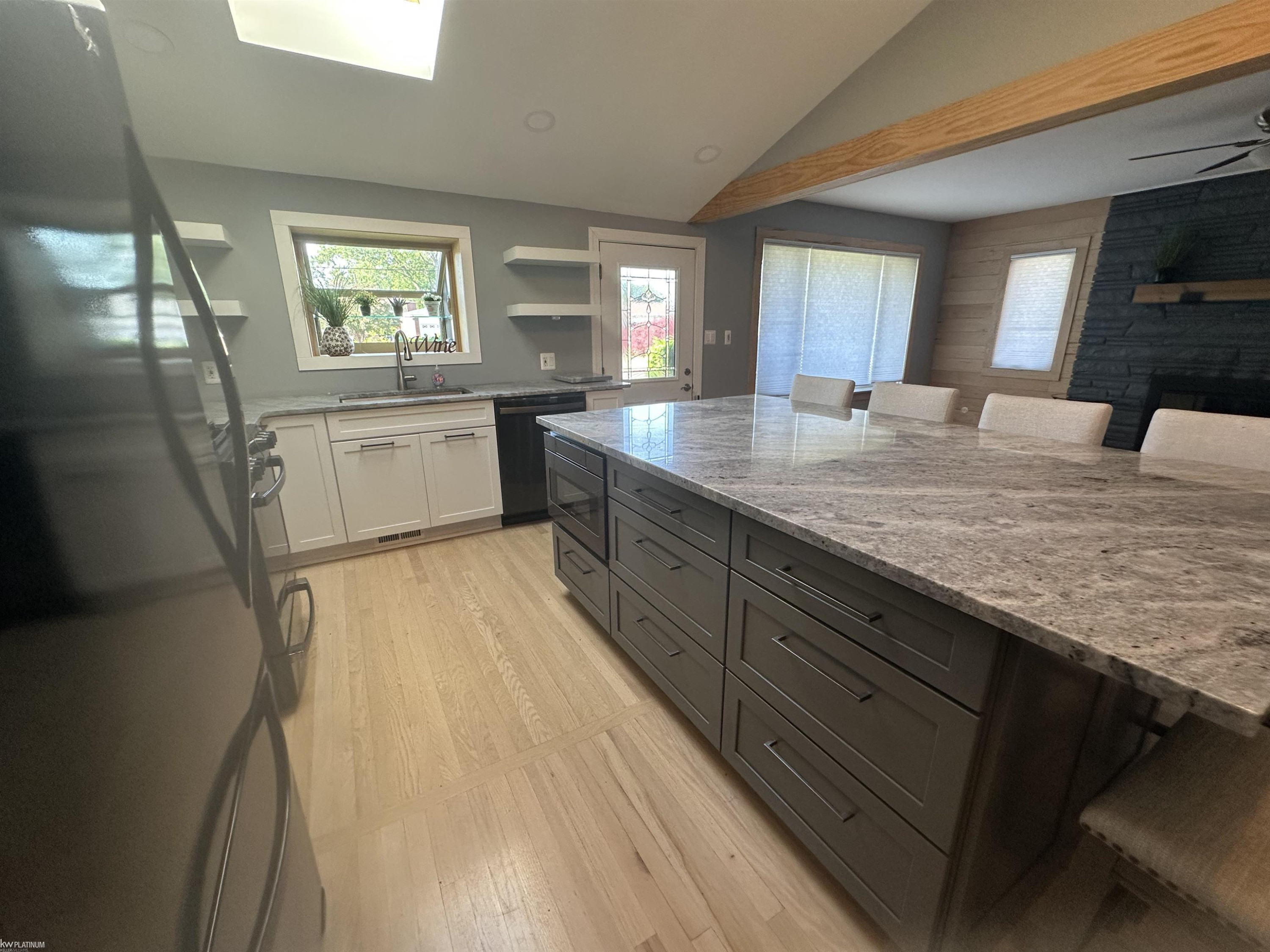 13006 Masonic Road, Warren, MI 48088 — Photo 16