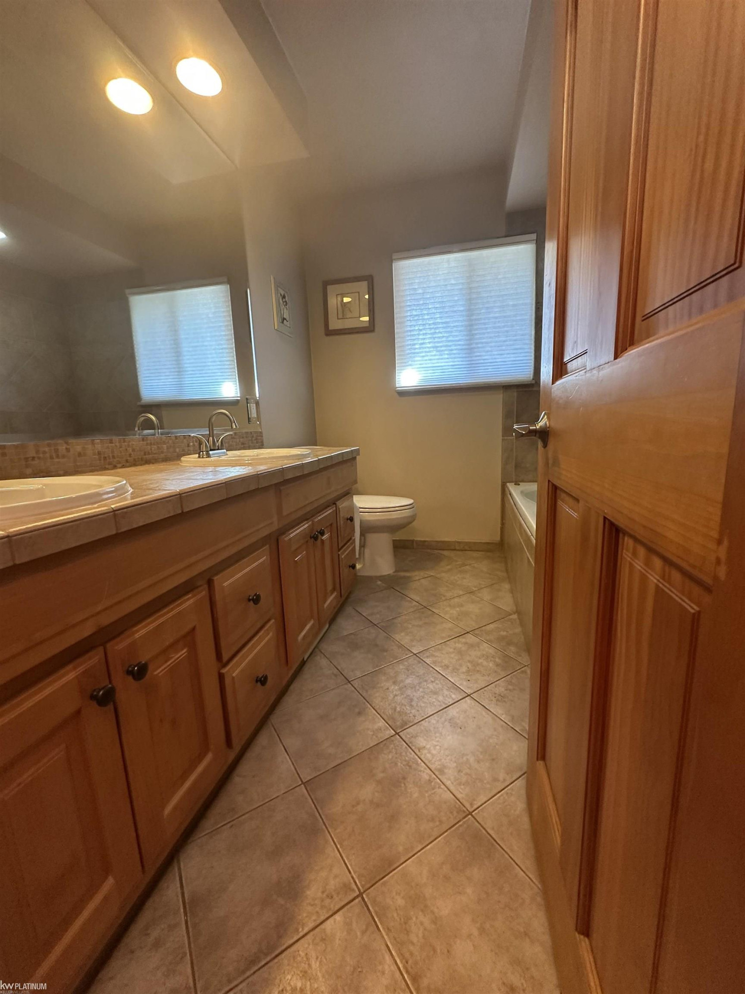 13006 Masonic Road, Warren, MI 48088 — Photo 32