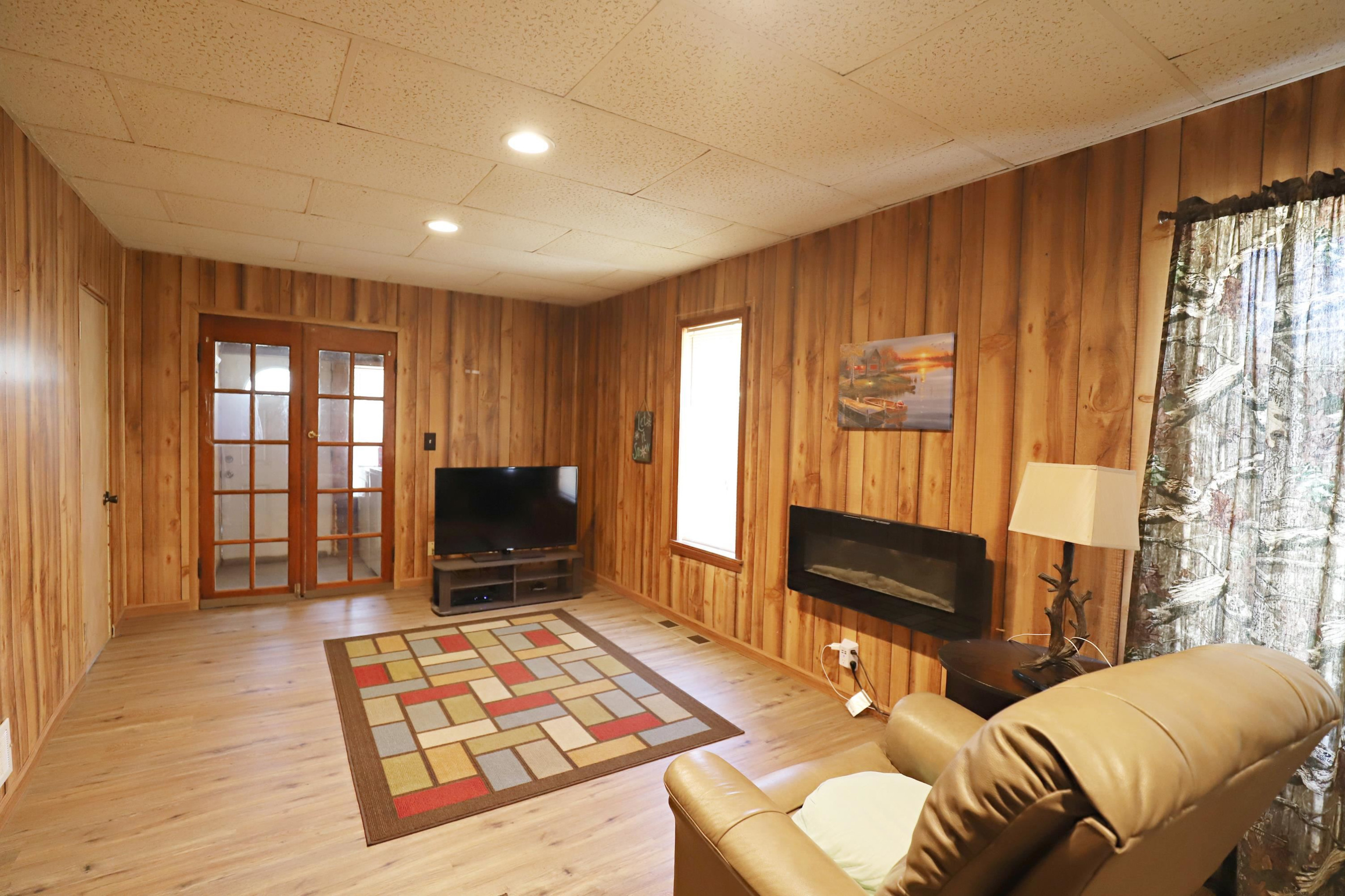 401 S Main Street, Chesaning, MI 48616 — Photo 3