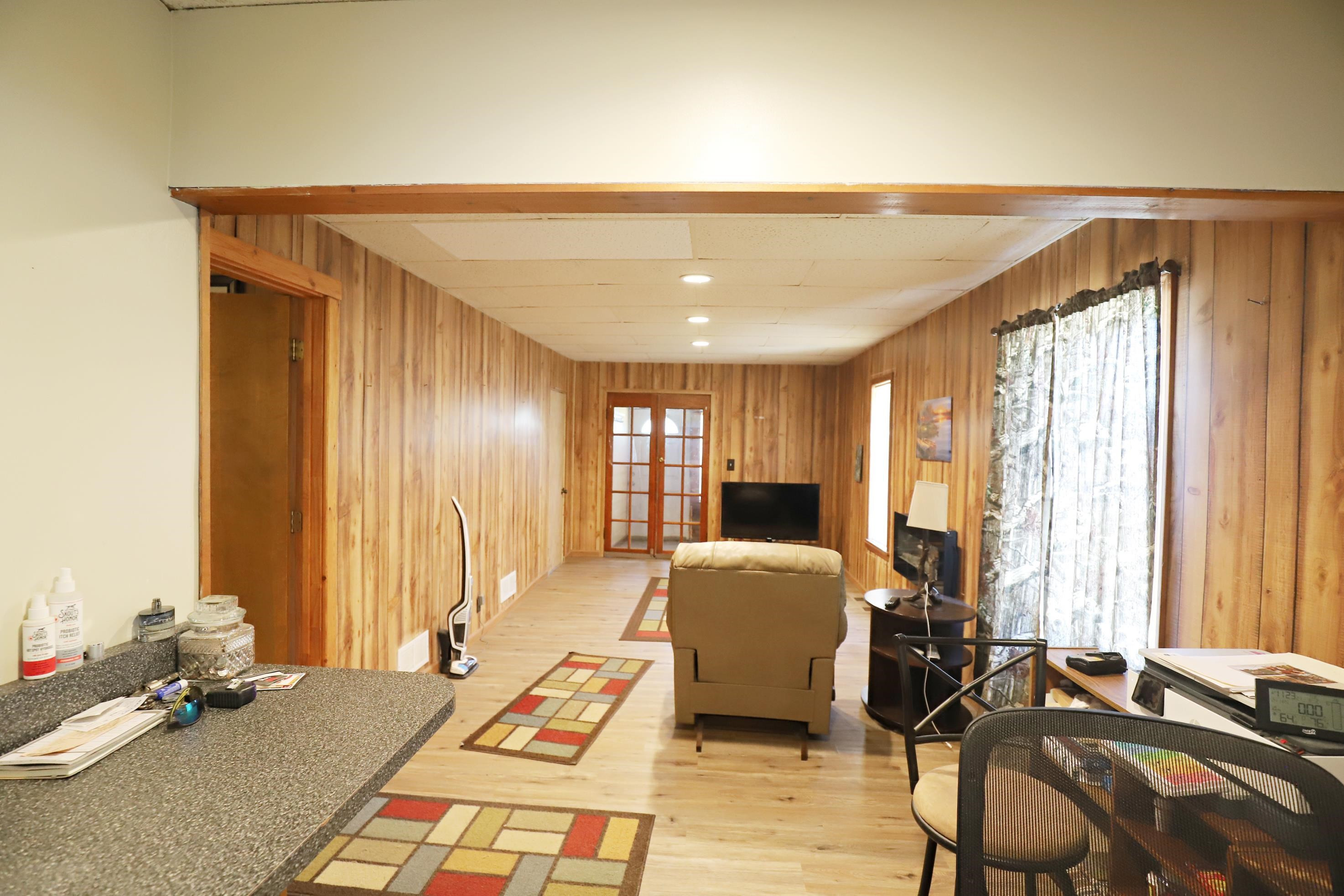 401 S Main Street, Chesaning, MI 48616 — Photo 5