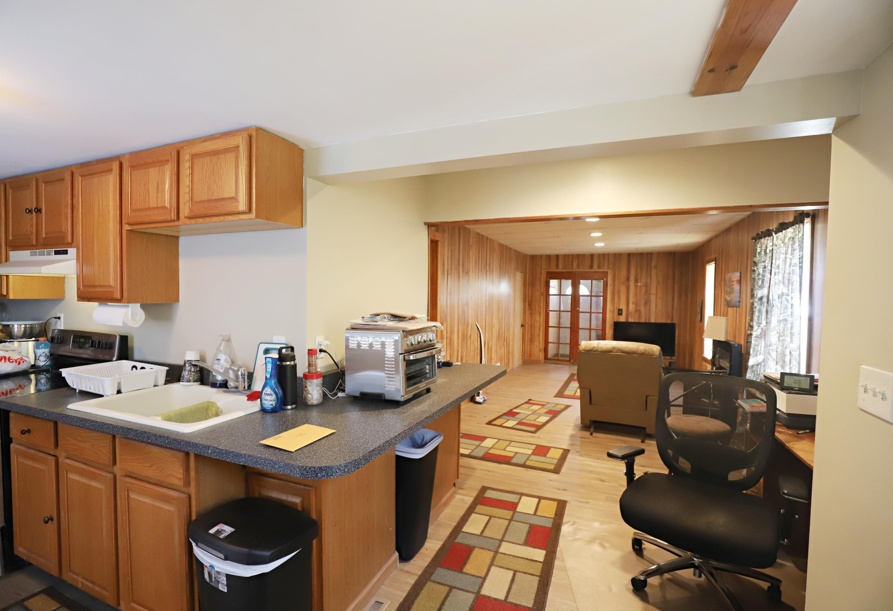 401 S Main Street, Chesaning, MI 48616 — Photo 9