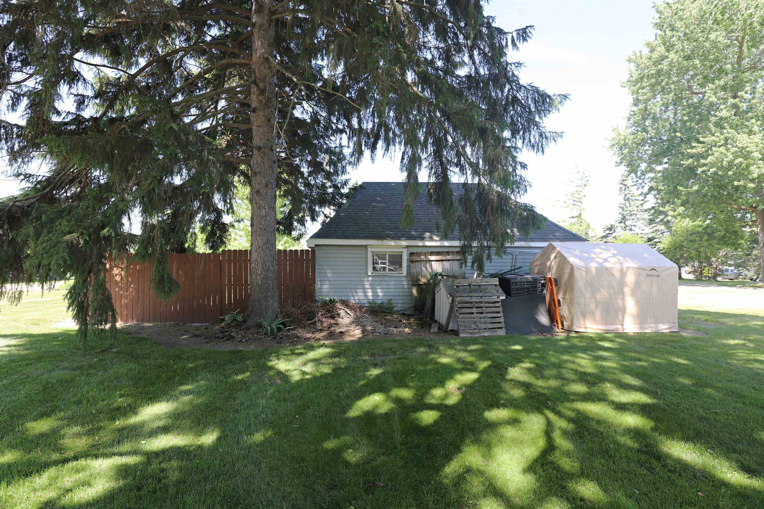401 S Main Street, Chesaning, MI 48616 — Photo 15