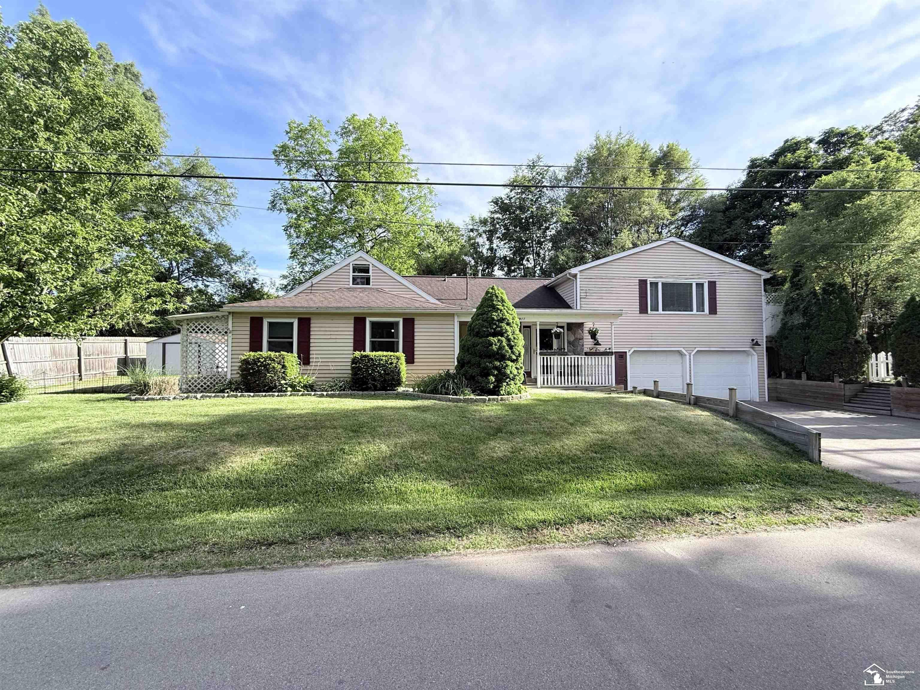 2911 Whitlock Road, Jackson, MI 49202