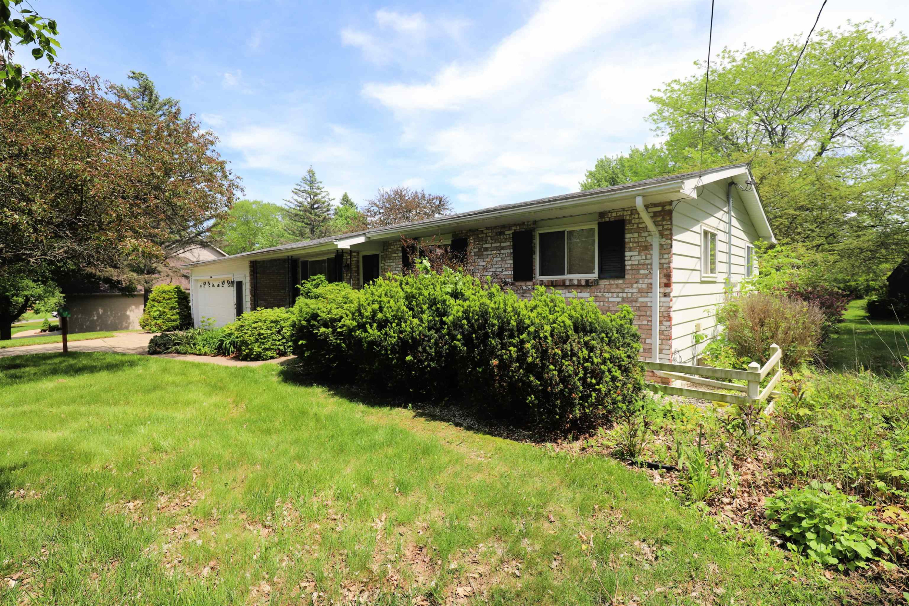 3306 Woodvalley Drive, Flushing, MI 48433 — Photo 16