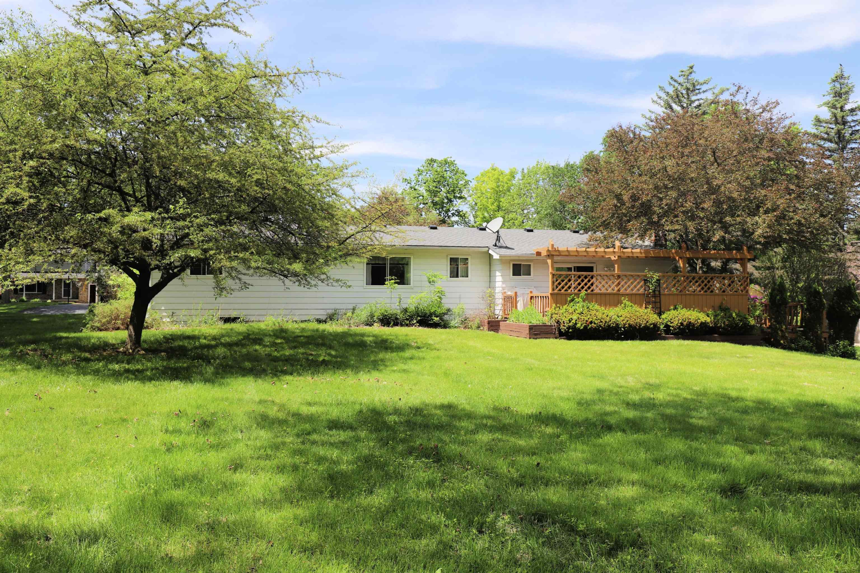 3306 Woodvalley Drive, Flushing, MI 48433 — Photo 22