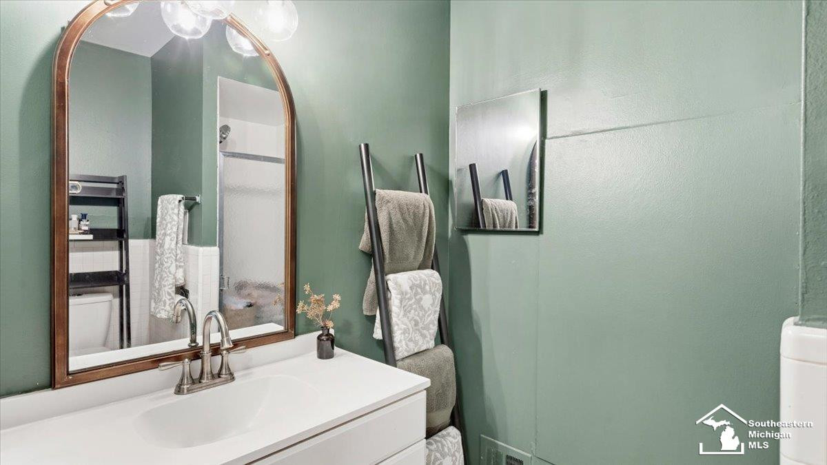490 Fox Hills Drive, 8, Bloomfield Hills, MI 48304 — Photo 14