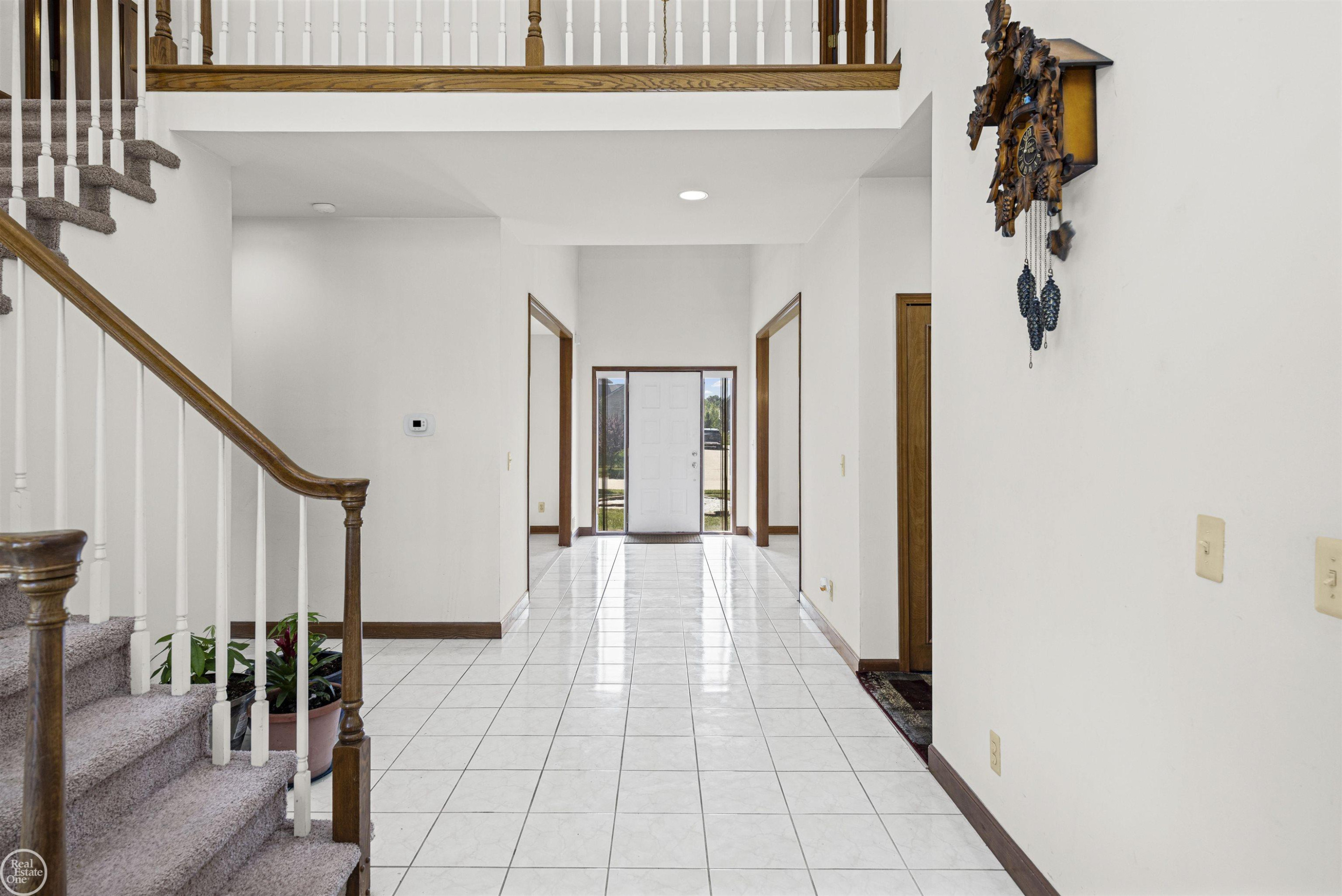 48430 Montelepre Drive, Shelby Twp, MI 48315 — Photo 2