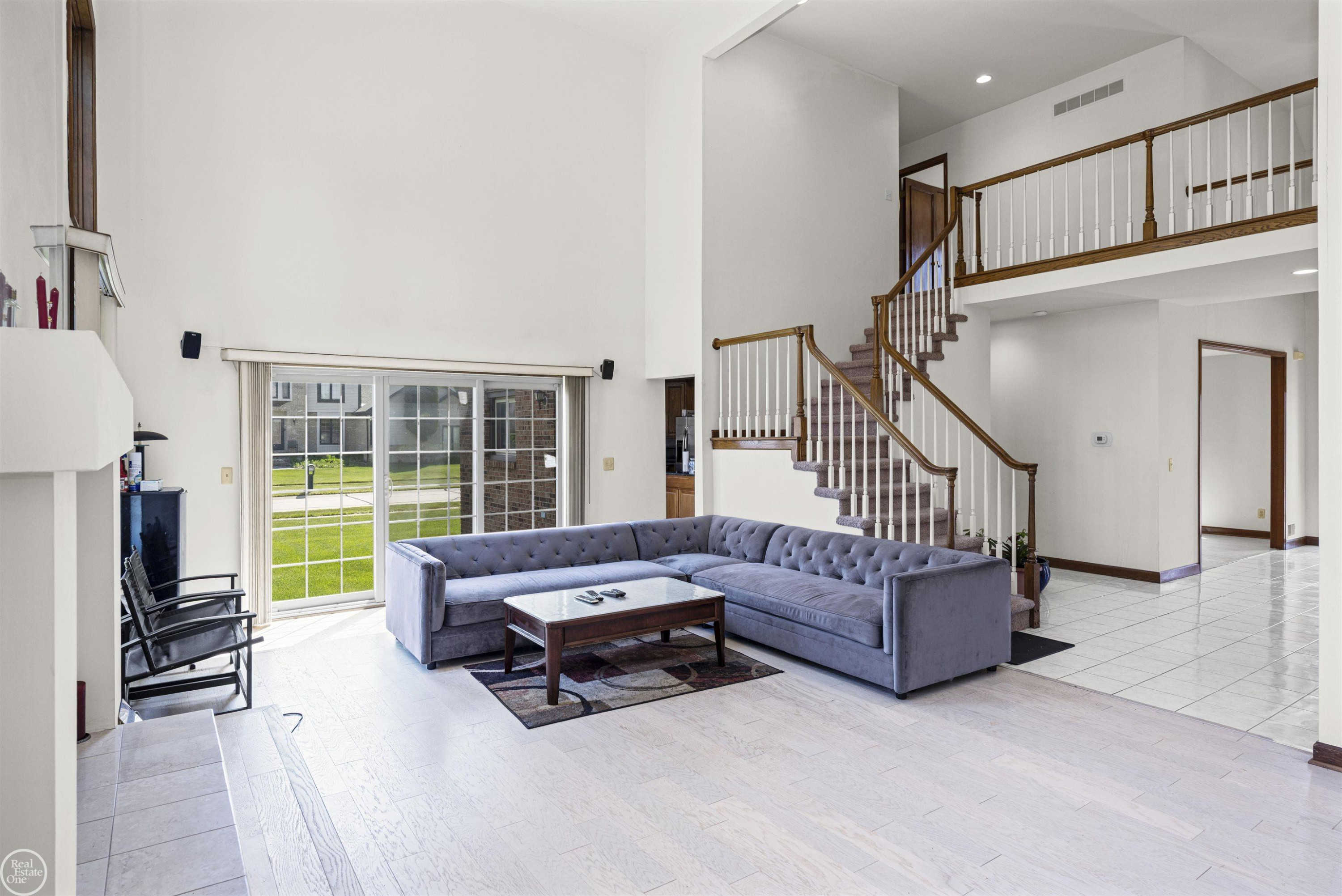 48430 Montelepre Drive, Shelby Twp, MI 48315 — Photo 8