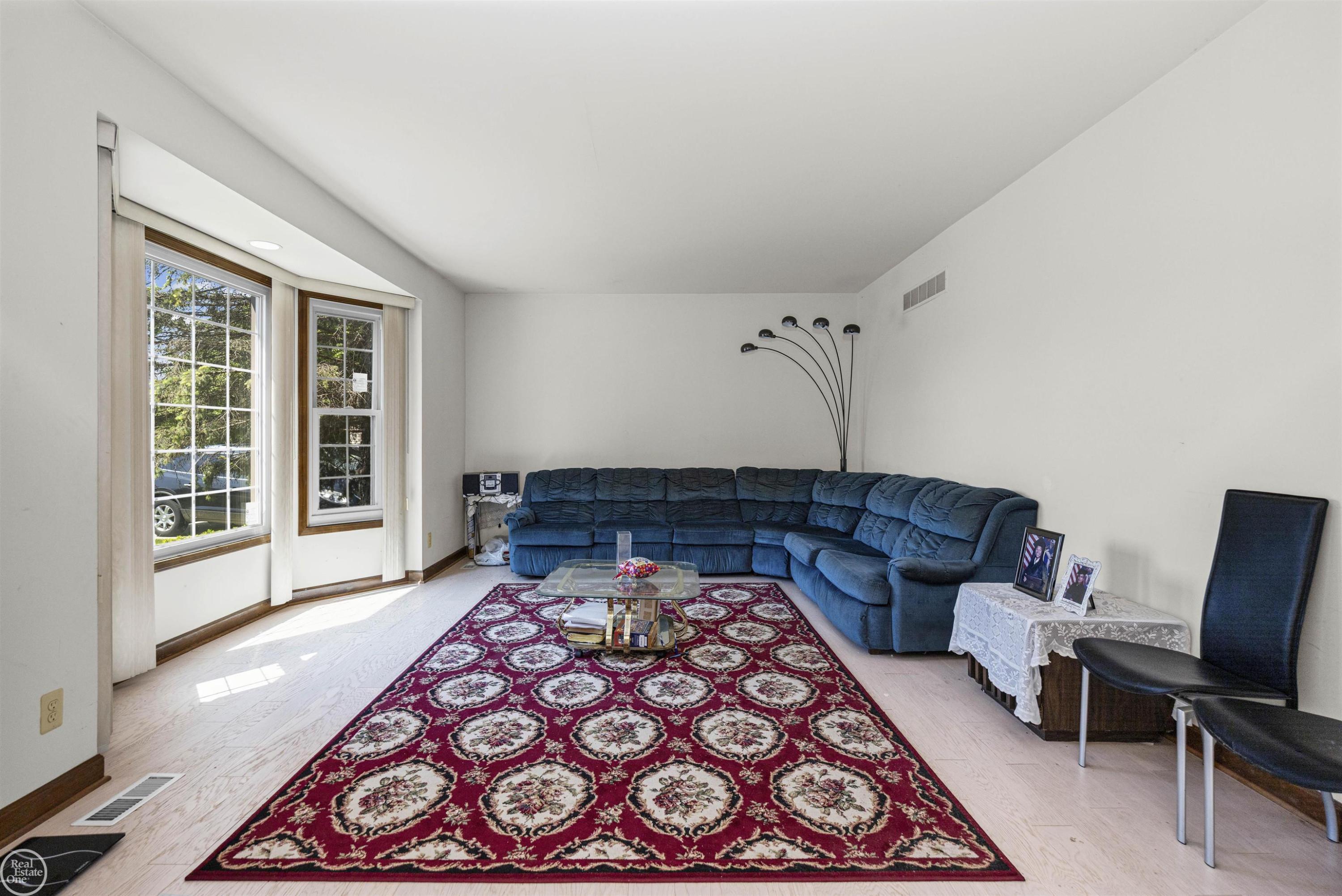 48430 Montelepre Drive, Shelby Twp, MI 48315 — Photo 9