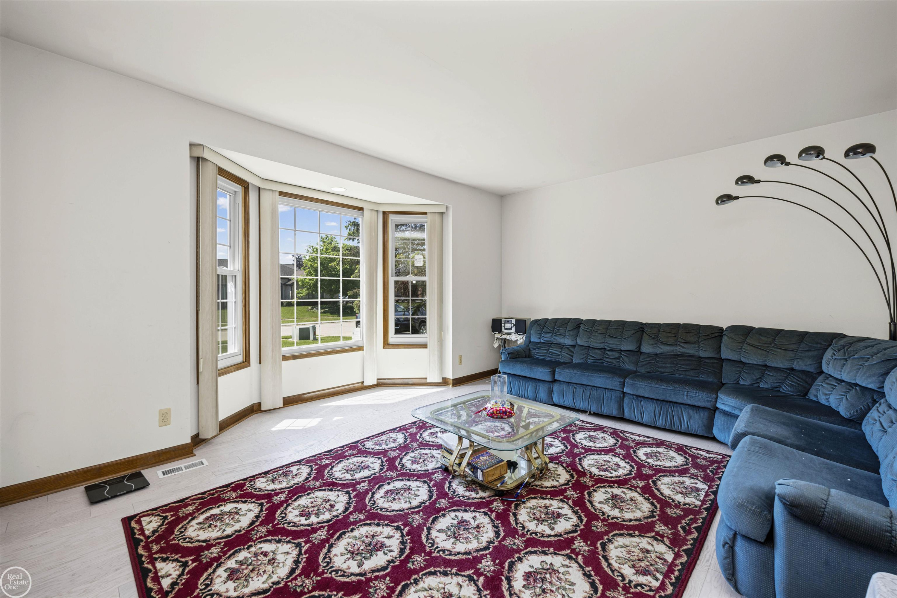 48430 Montelepre Drive, Shelby Twp, MI 48315 — Photo 10