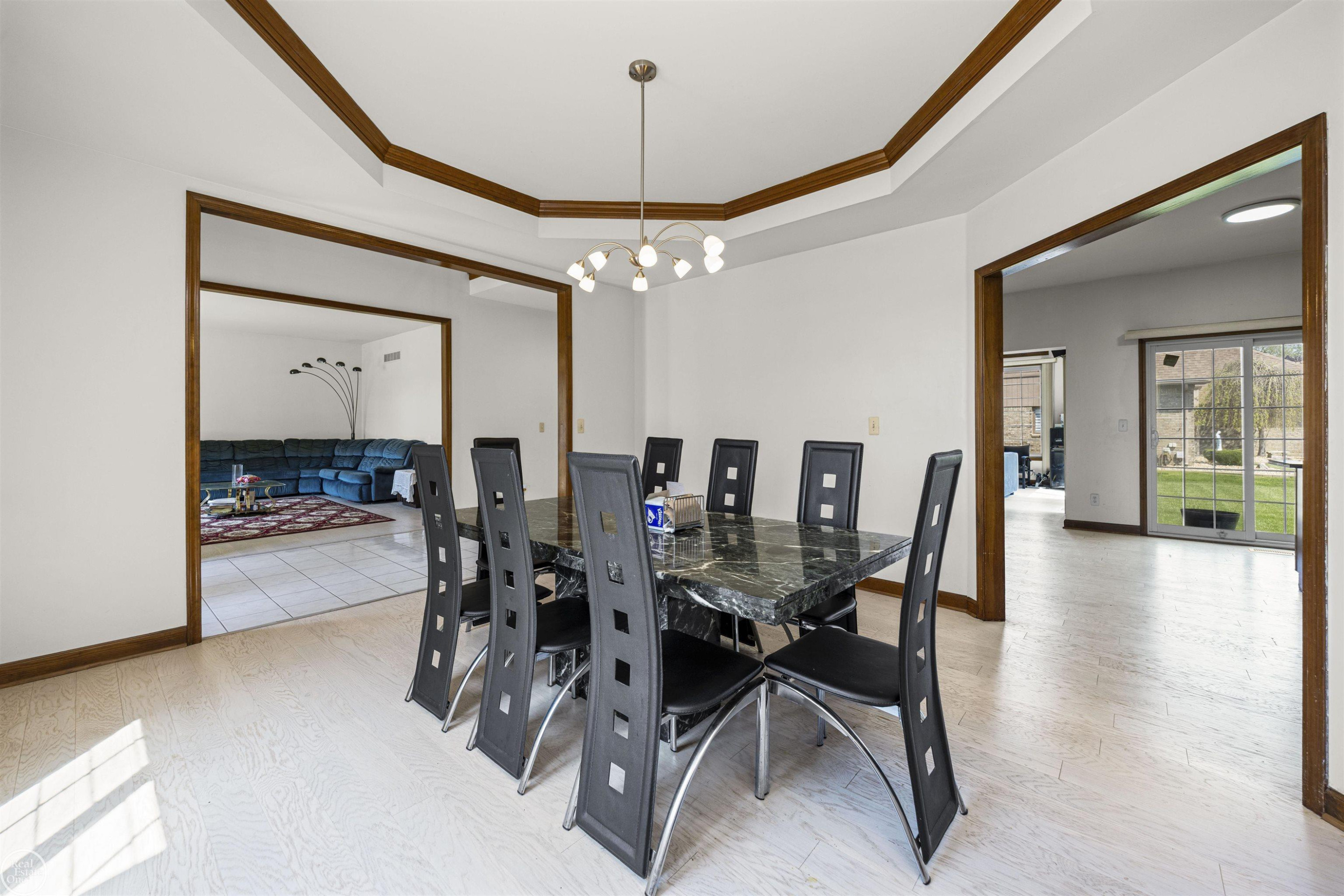 48430 Montelepre Drive, Shelby Twp, MI 48315 — Photo 12