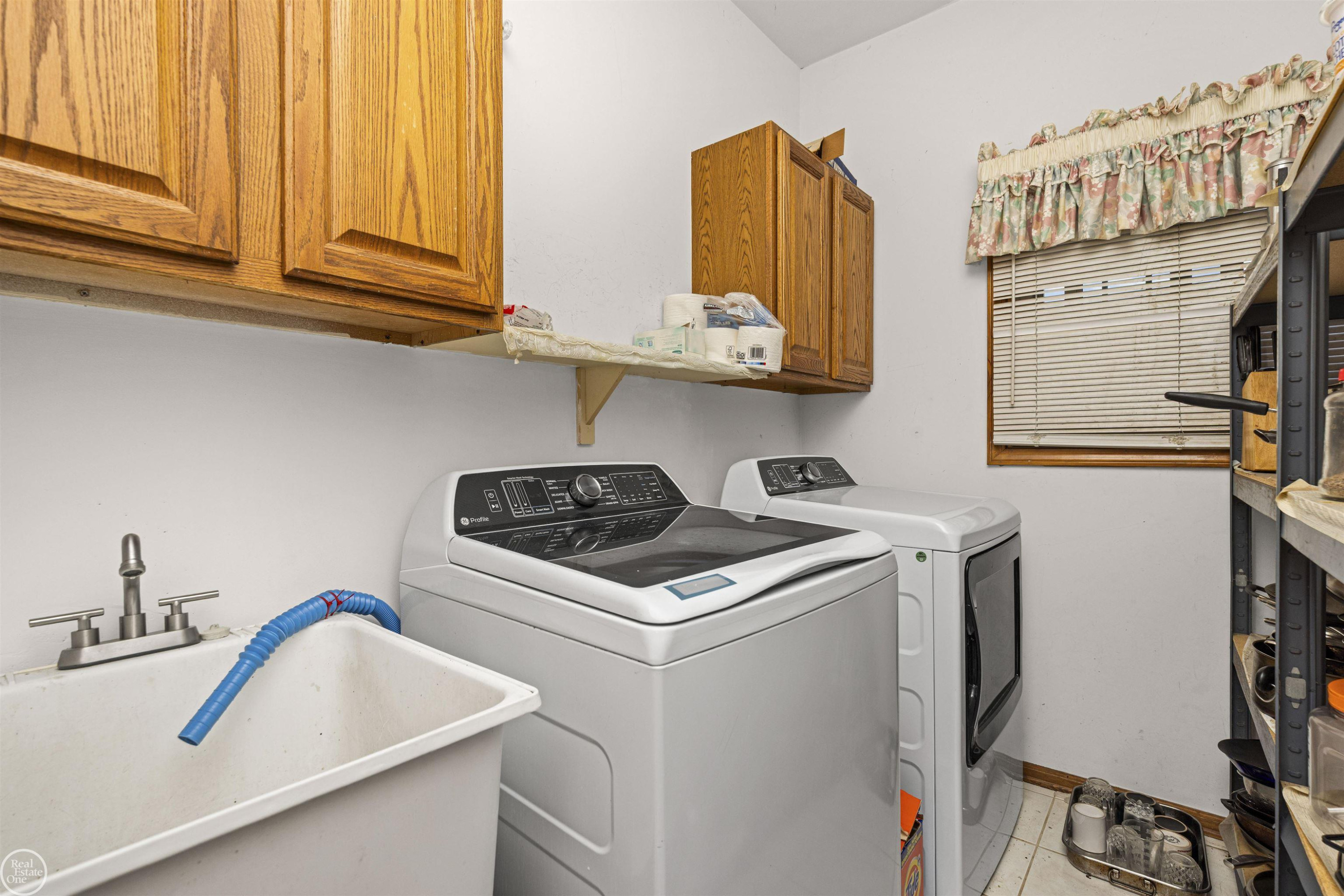 48430 Montelepre Drive, Shelby Twp, MI 48315 — Photo 21