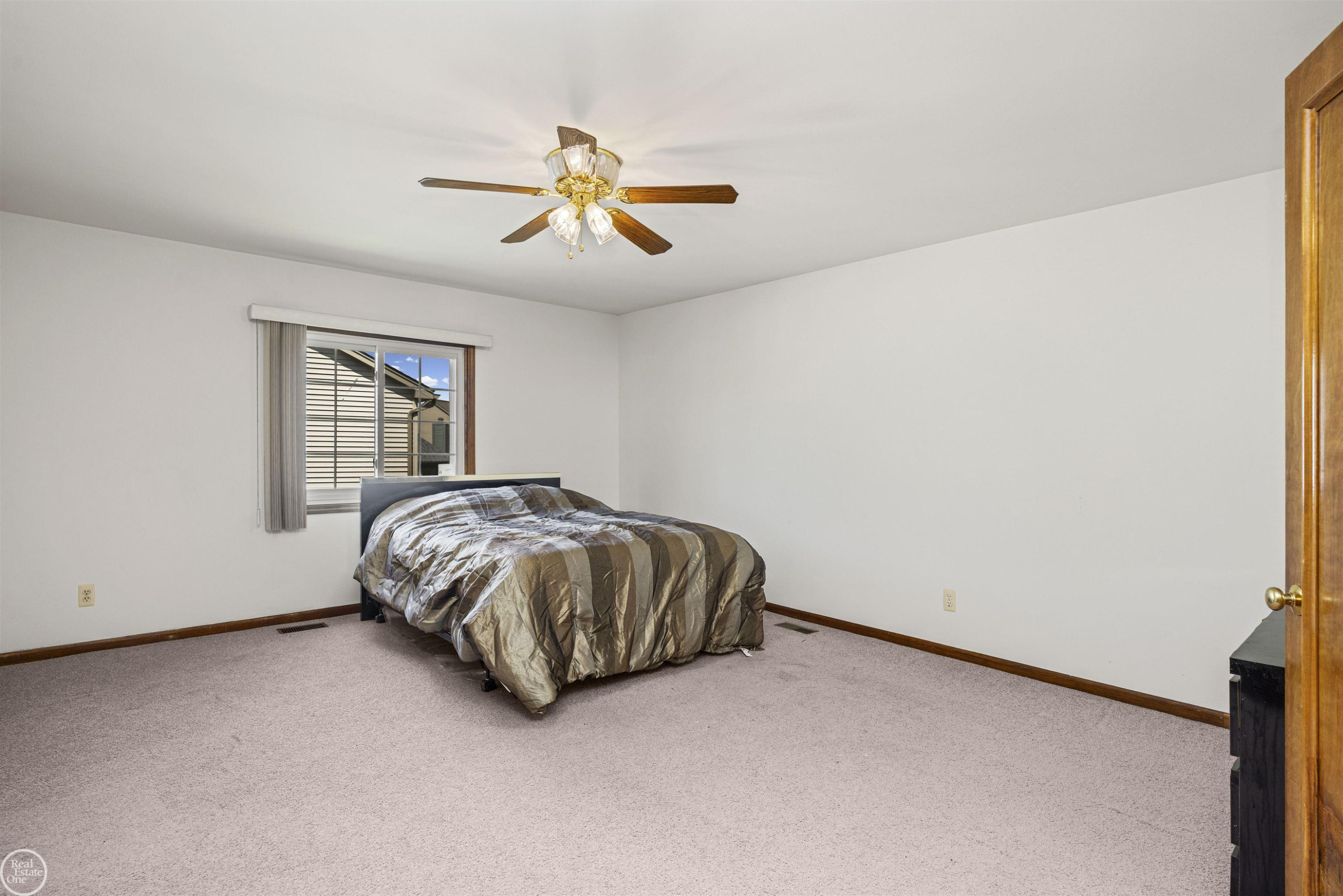 48430 Montelepre Drive, Shelby Twp, MI 48315 — Photo 22