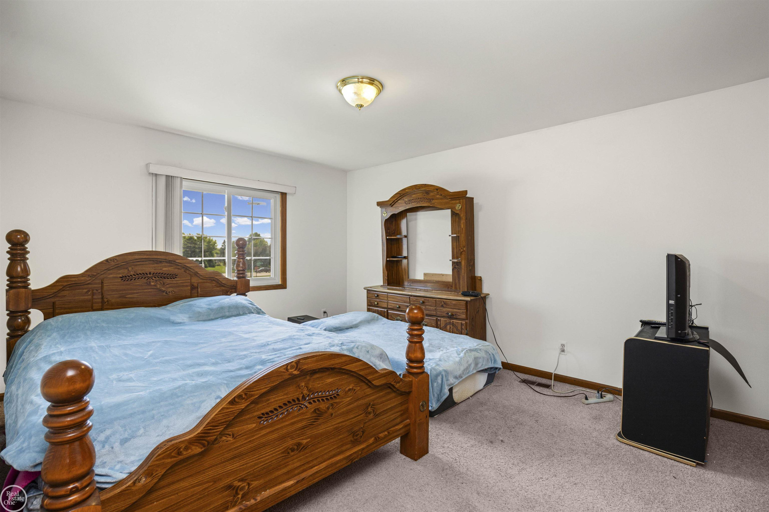 48430 Montelepre Drive, Shelby Twp, MI 48315 — Photo 31