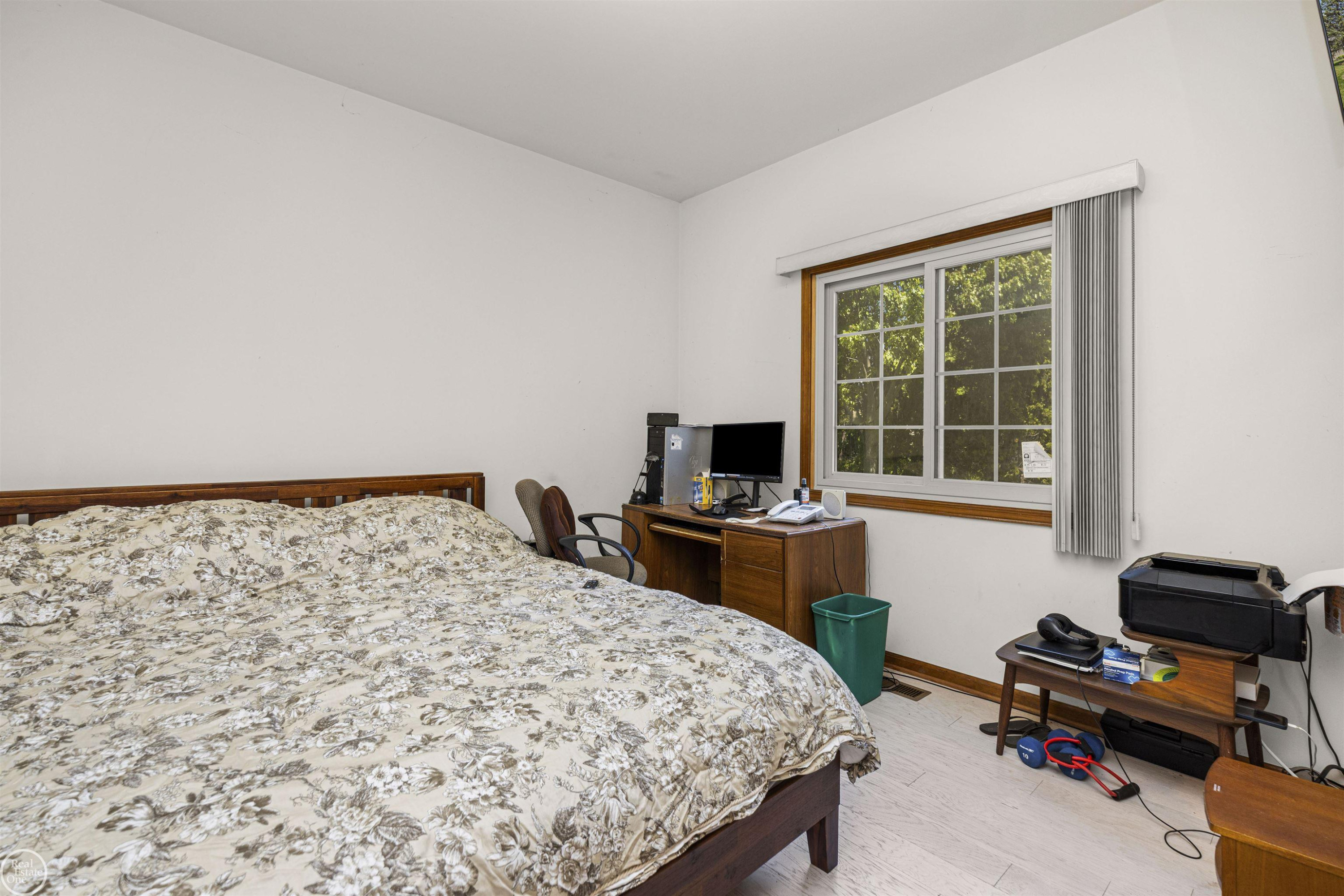 48430 Montelepre Drive, Shelby Twp, MI 48315 — Photo 33