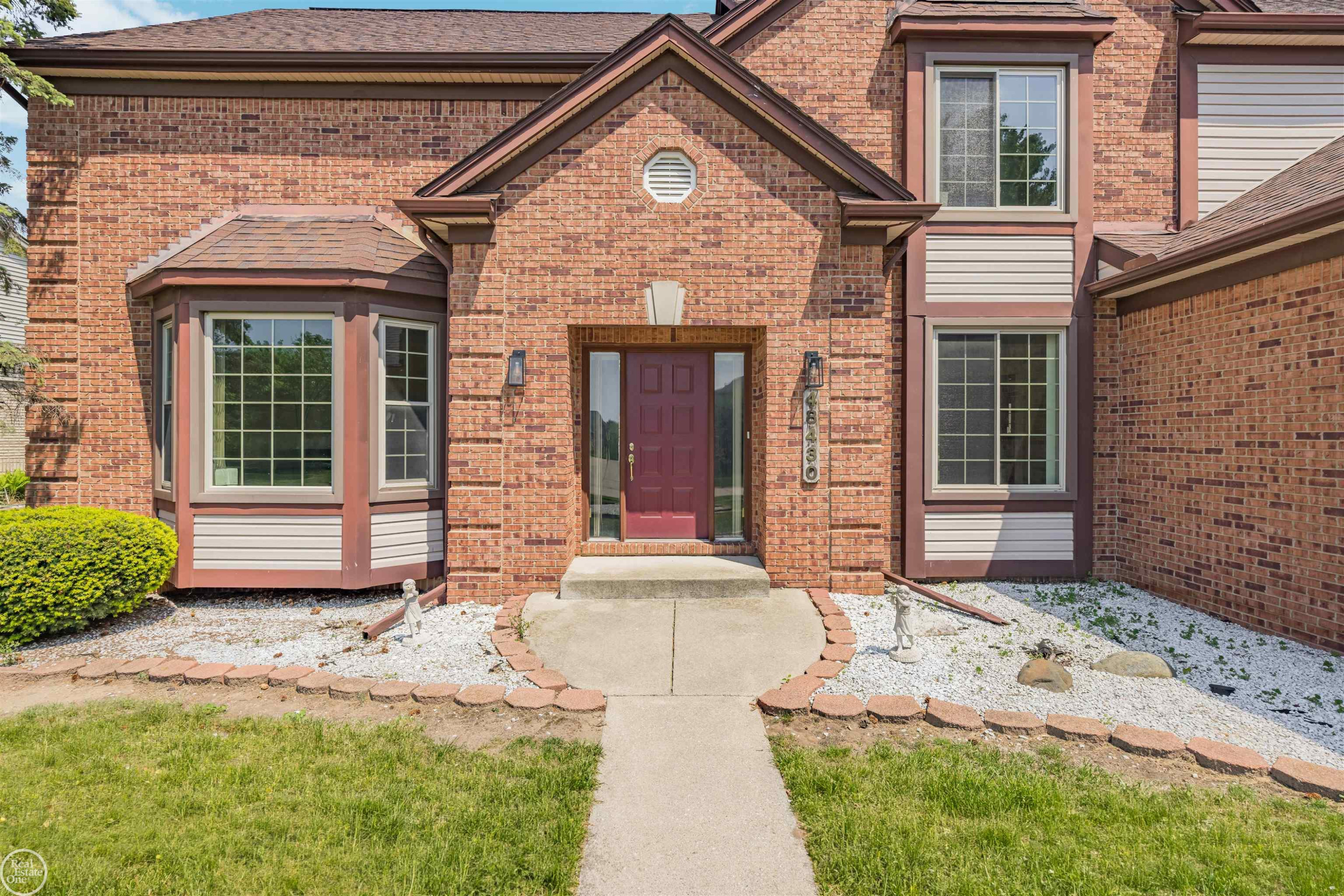 48430 Montelepre Drive, Shelby Twp, MI 48315 — Photo 48