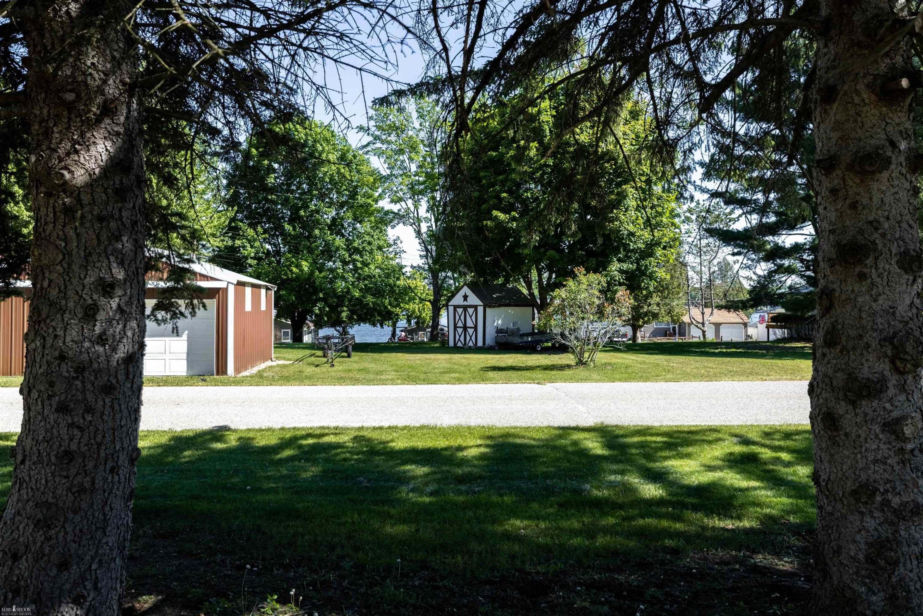 10388 Hunters Trail, Lake, MI 48632 — Photo 34