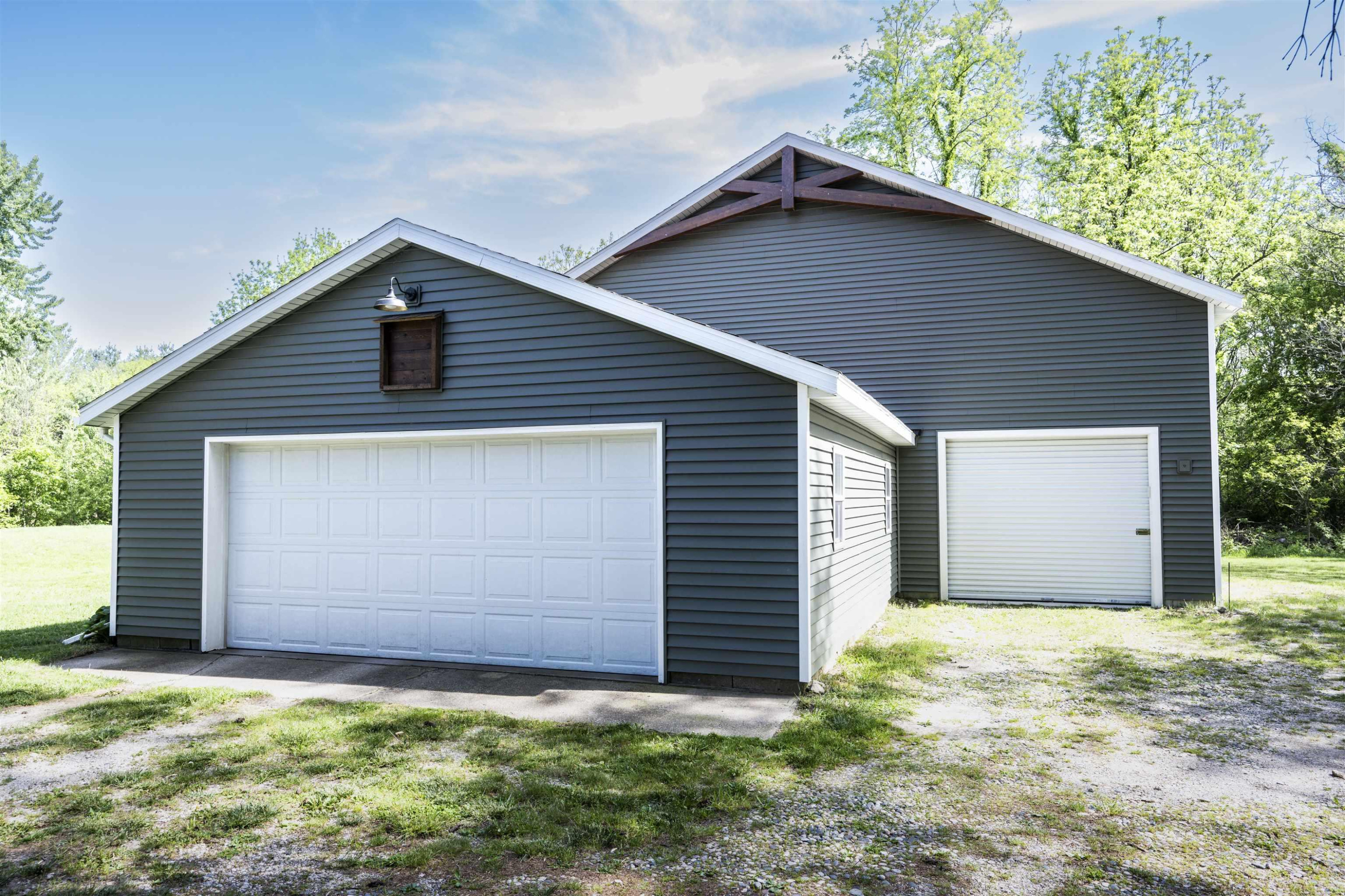 1516 11 Mile NE Road, Comstock Park, MI 49321 — Photo 18