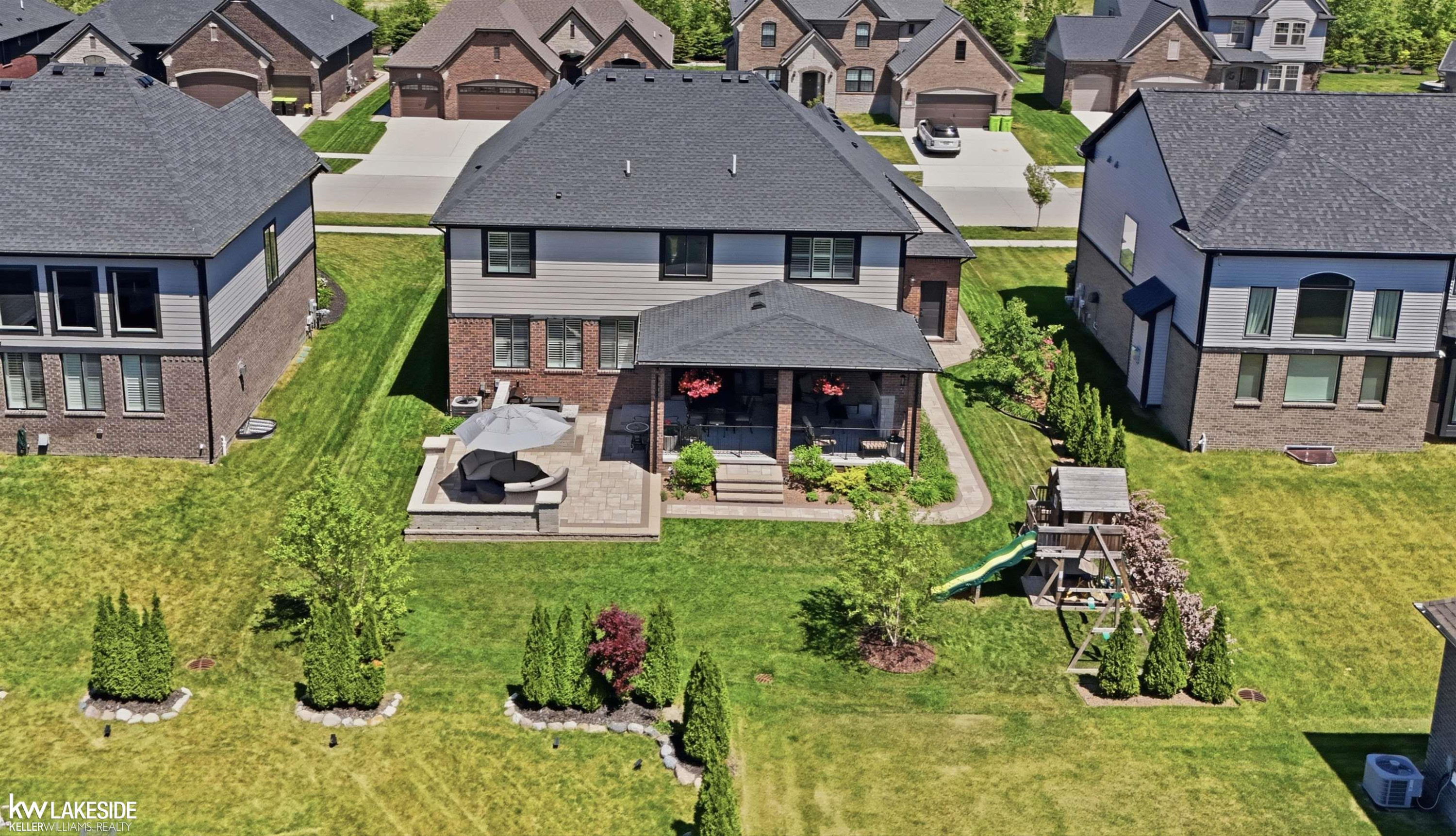 17206 Crittenden Drive, Macomb, MI 48044 — Photo 5