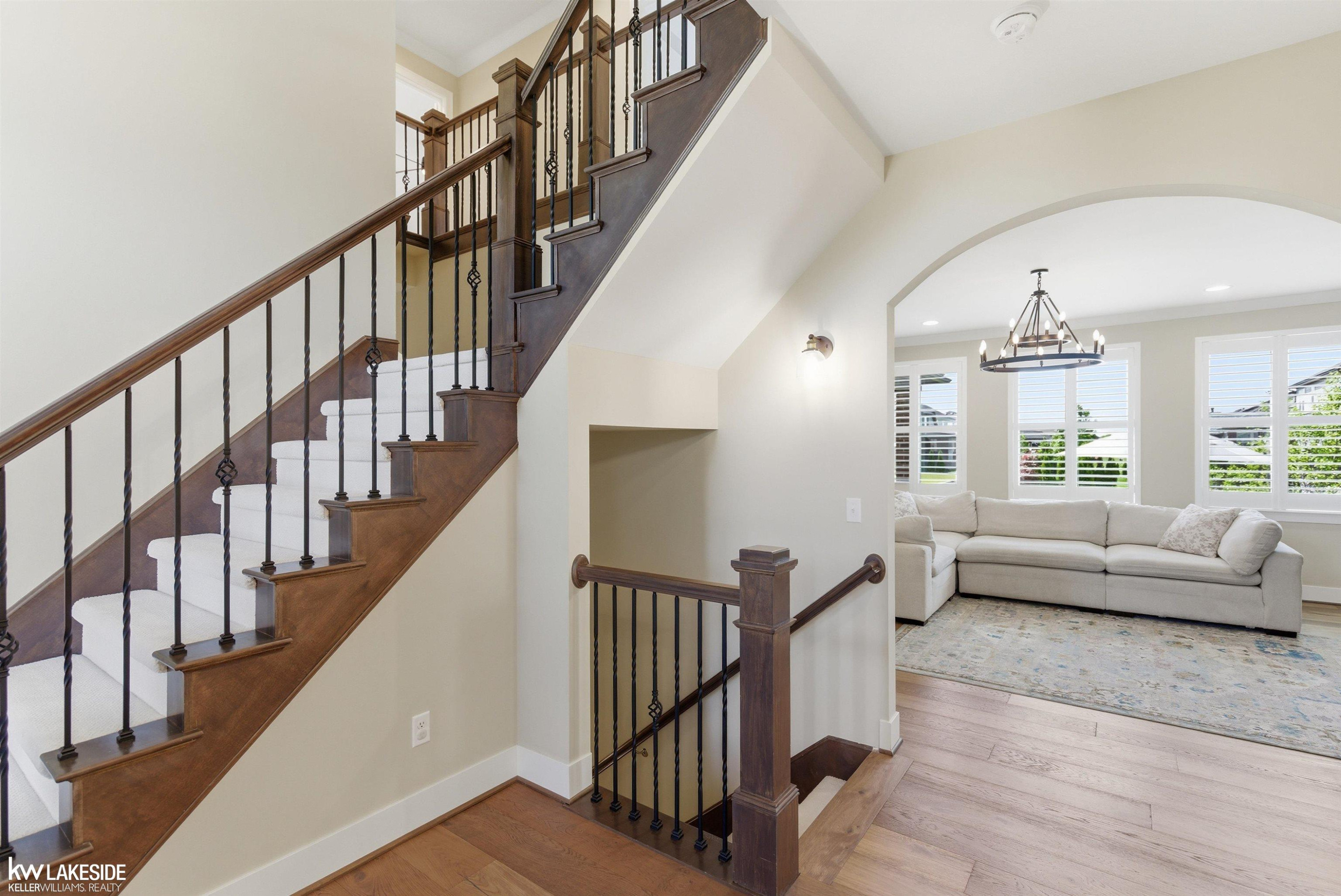 17206 Crittenden Drive, Macomb, MI 48044 — Photo 12