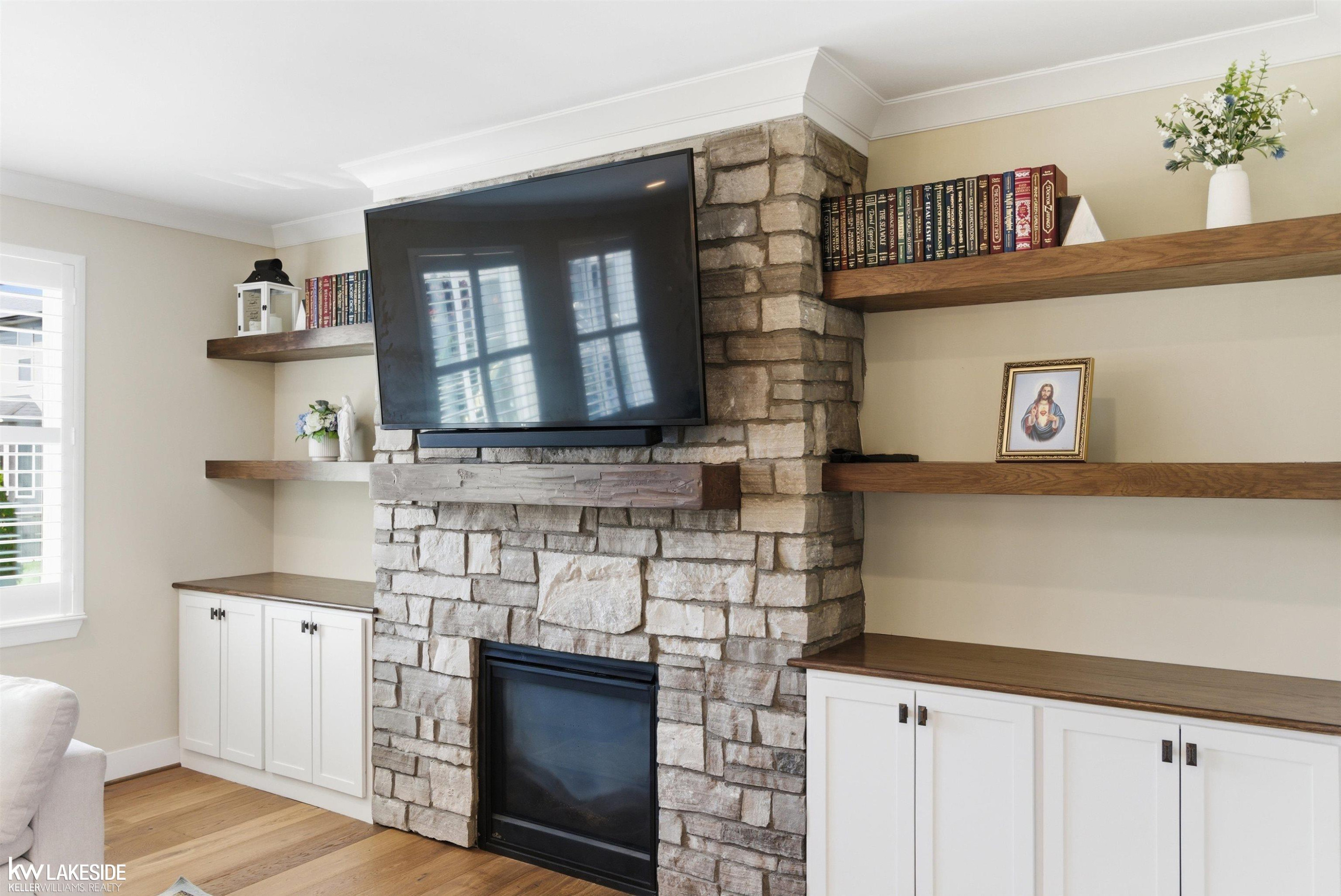 17206 Crittenden Drive, Macomb, MI 48044 — Photo 14