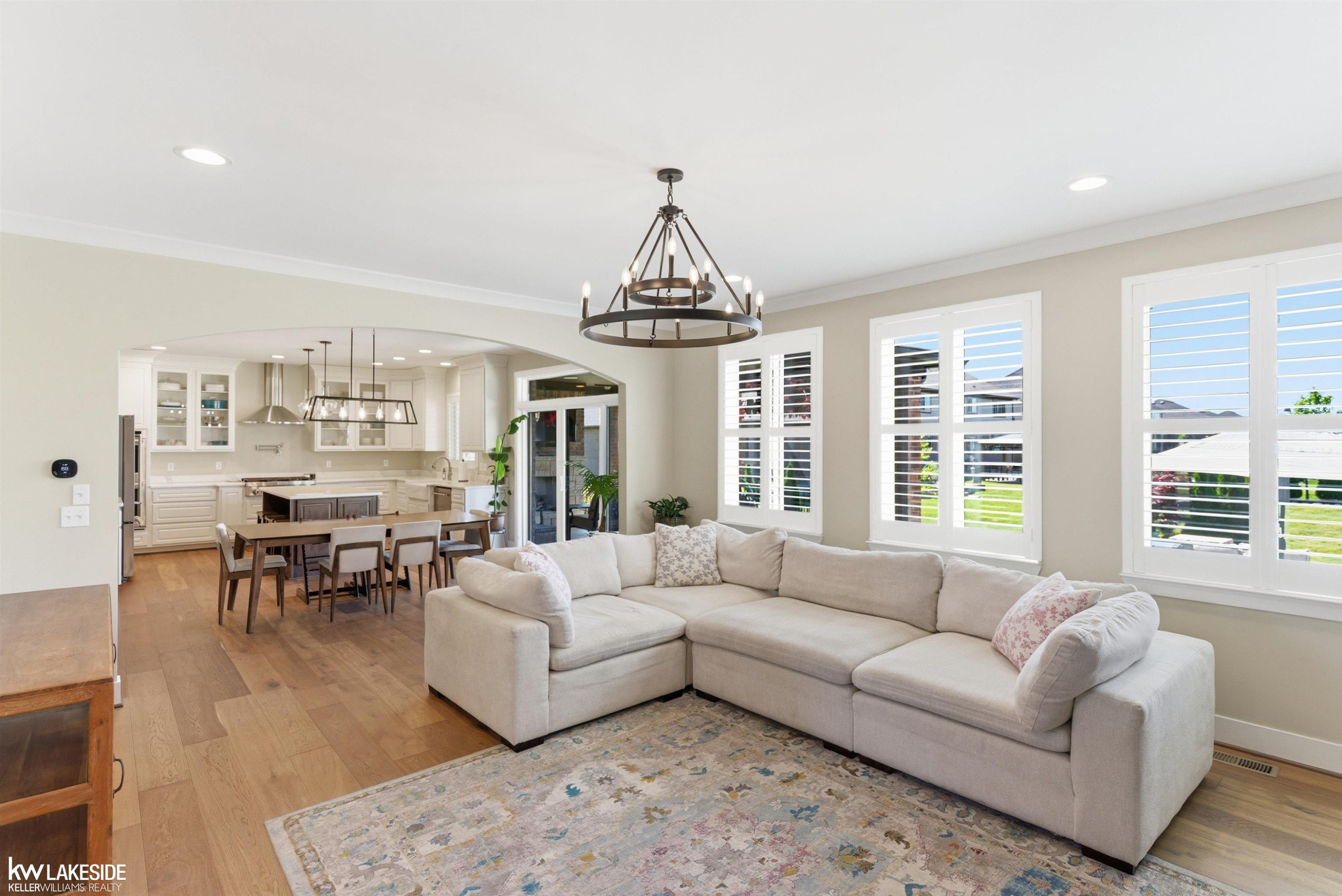 17206 Crittenden Drive, Macomb, MI 48044 — Photo 17