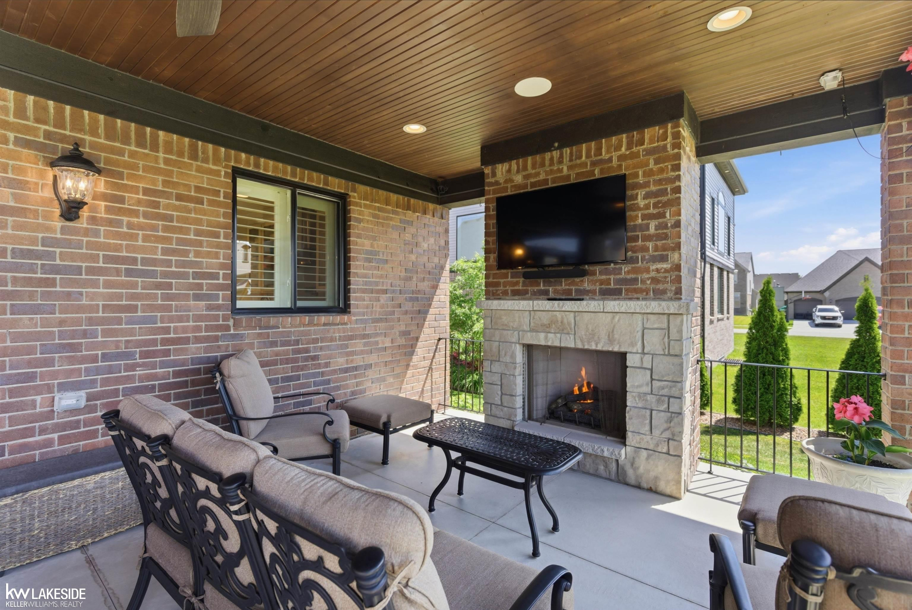 17206 Crittenden Drive, Macomb, MI 48044 — Photo 58