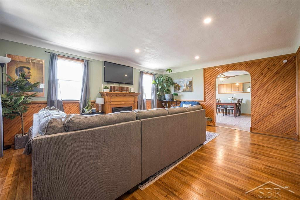 606 S Mercer Street, Pinconning, MI 48650 — Photo 5