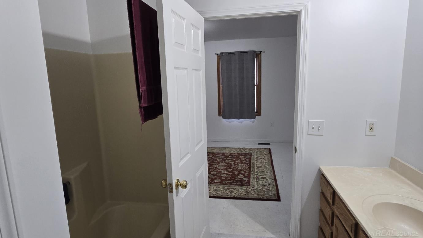 5688 Galbraith Line Road, Croswell, MI 48422 — Photo 19