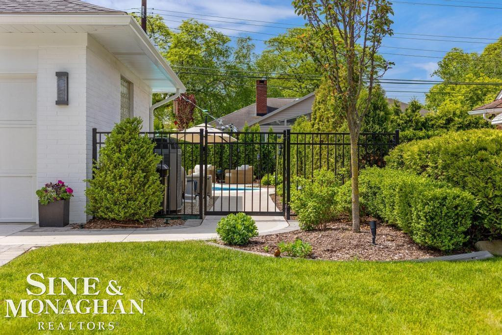 27 Shorecrest Circle, Grosse Pointe Shores, MI 48236 — Photo 64