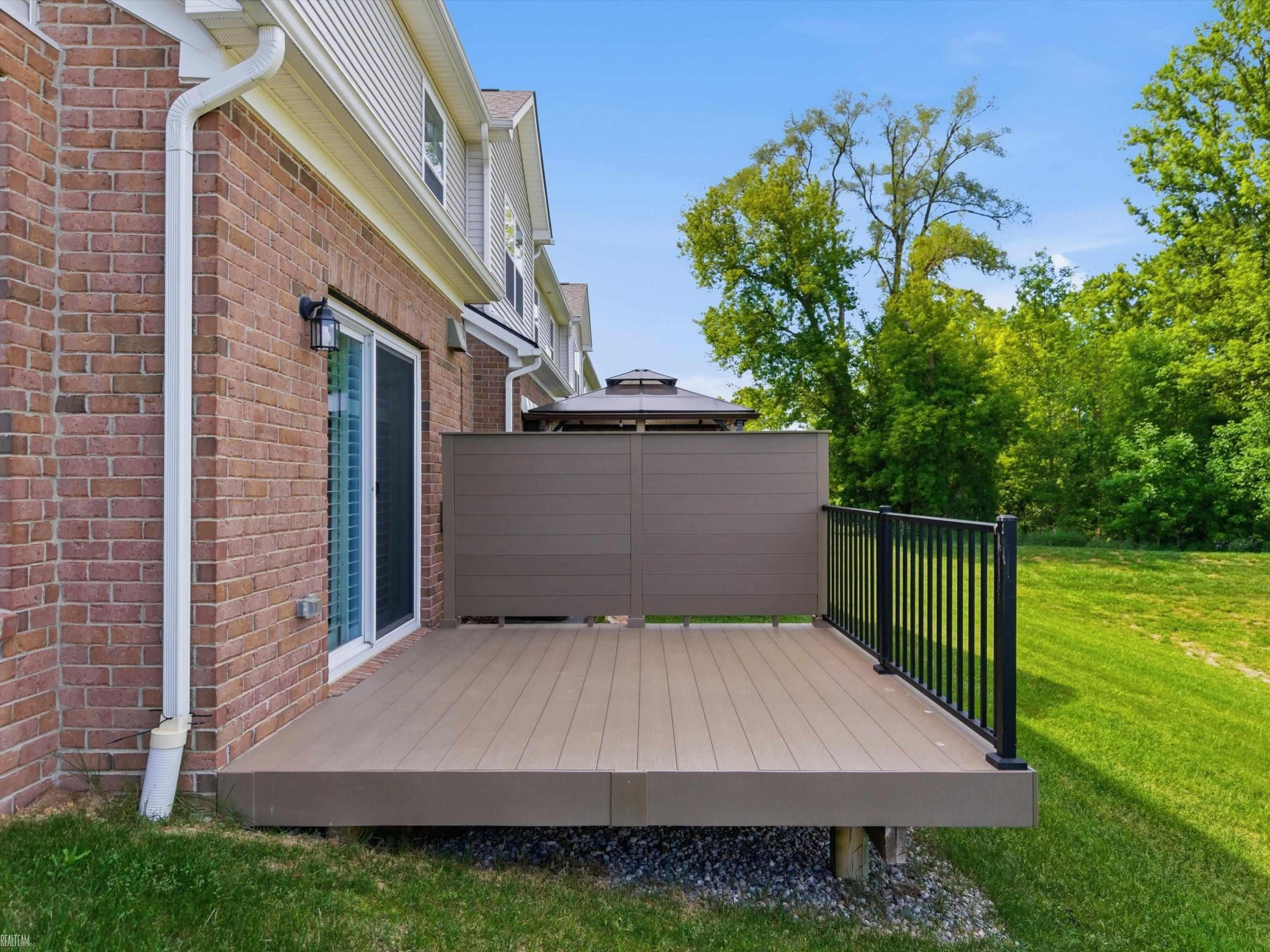 8665 Grove Street, MI — Photo 29