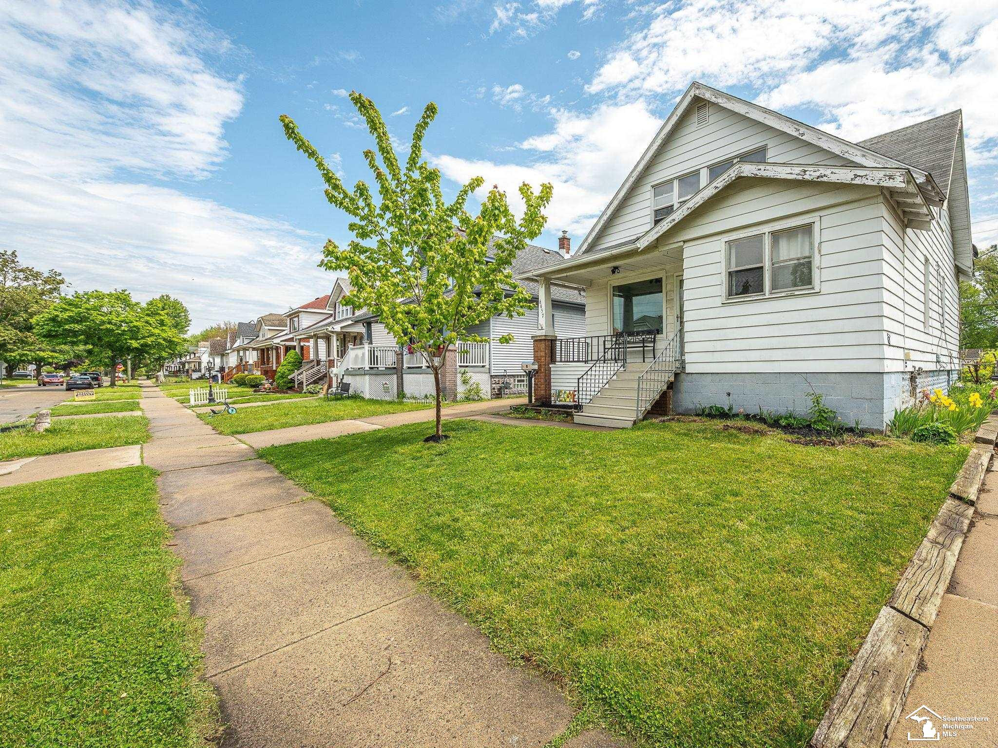 6657 Westpoint Street, Taylor, MI 48180 — front exterior