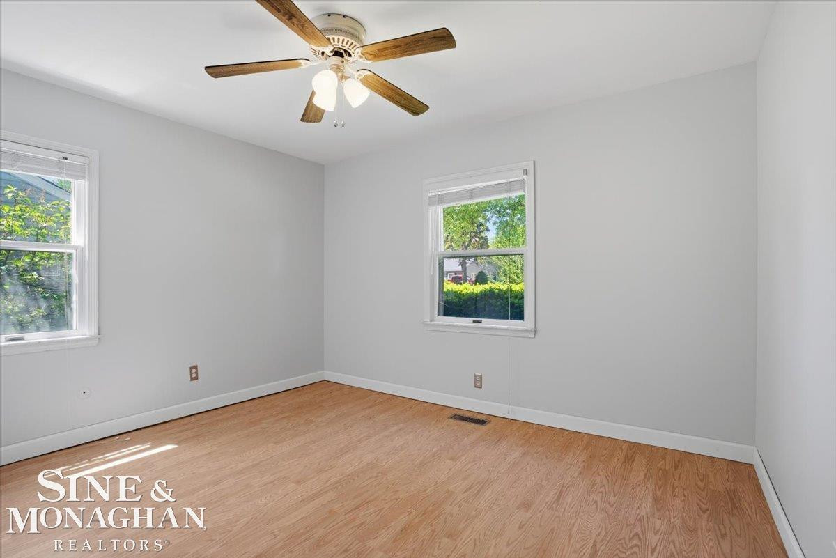 1413 Minnesota Avenue, Marysville, MI 48040 — Photo 17