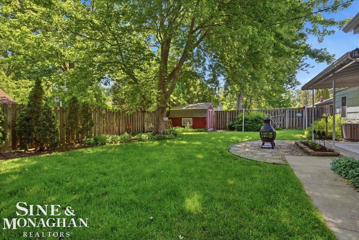 1413 Minnesota Avenue, Marysville, MI 48040 — Photo 27