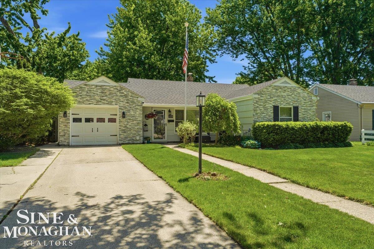 1413 Minnesota Avenue, Marysville, MI 48040 — Photo 31