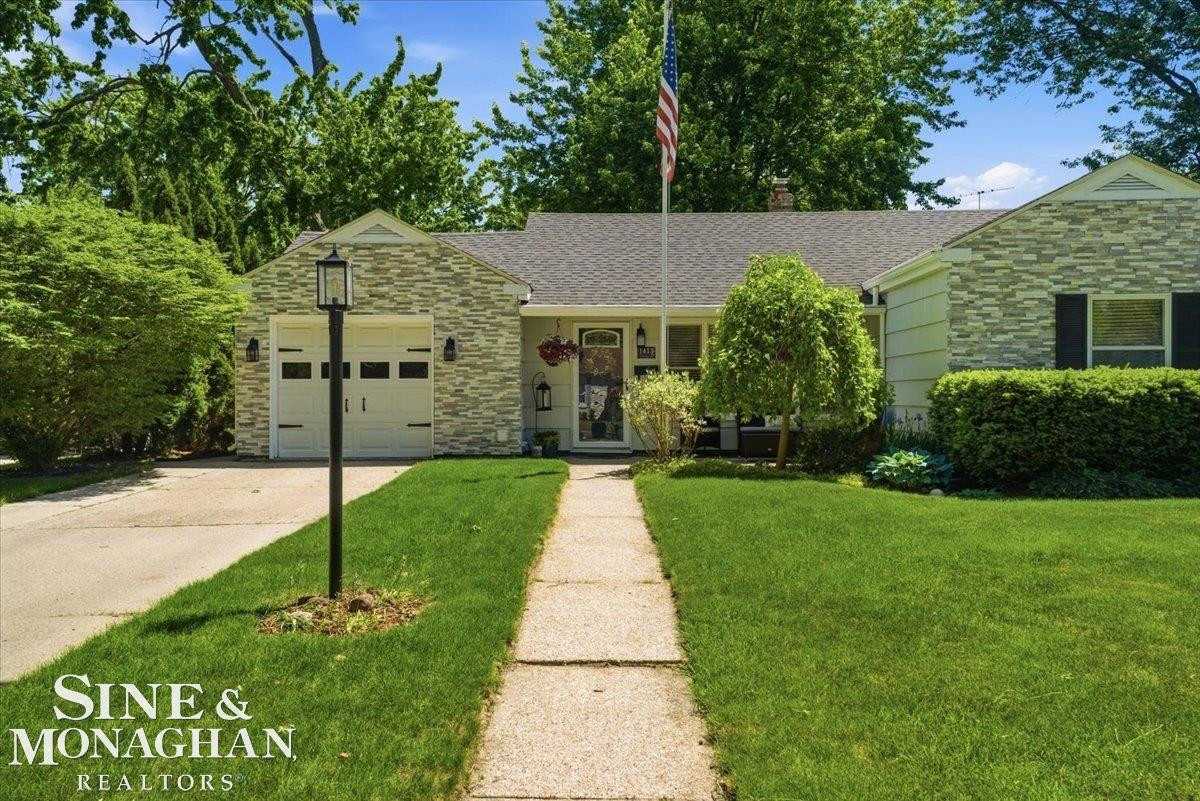 1413 Minnesota Avenue, Marysville, MI 48040 — Photo 32