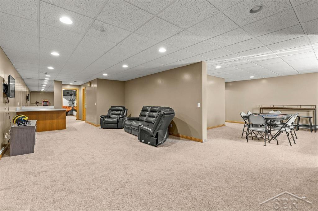 403 Shirewood Lane, Midland, MI 48642 — Photo 8