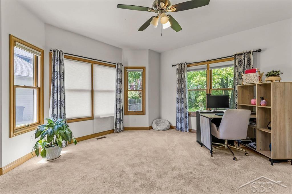 403 Shirewood Lane, Midland, MI 48642 — Photo 9