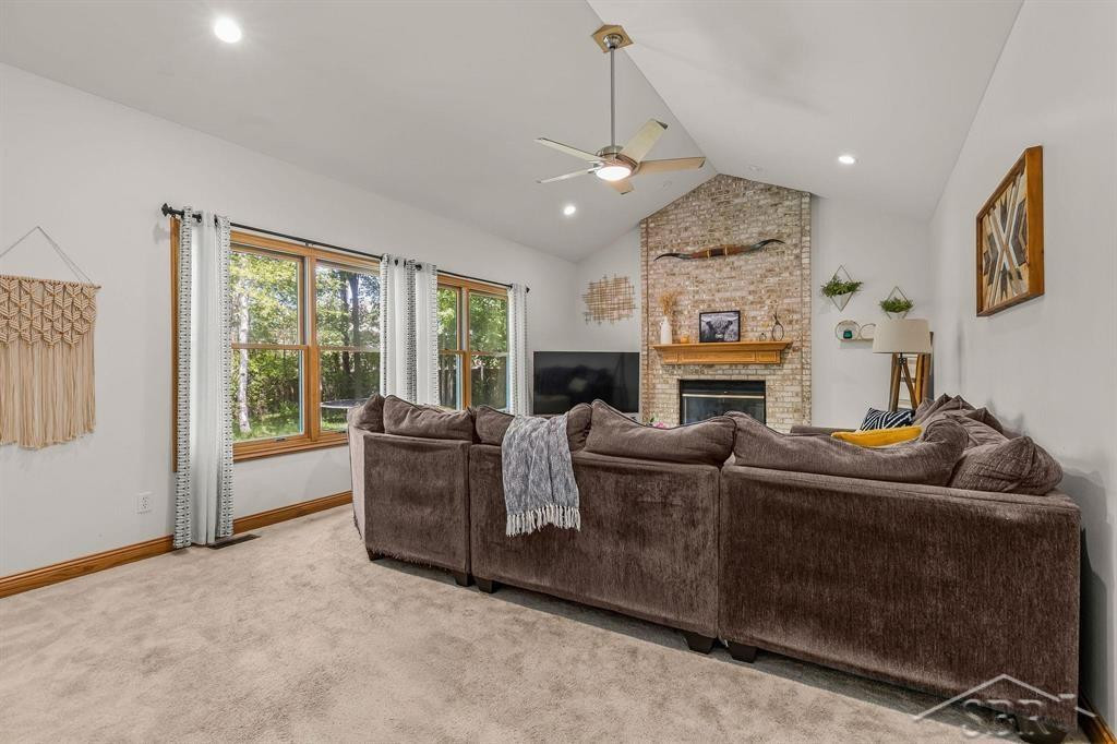 403 Shirewood Lane, Midland, MI 48642 — Photo 10